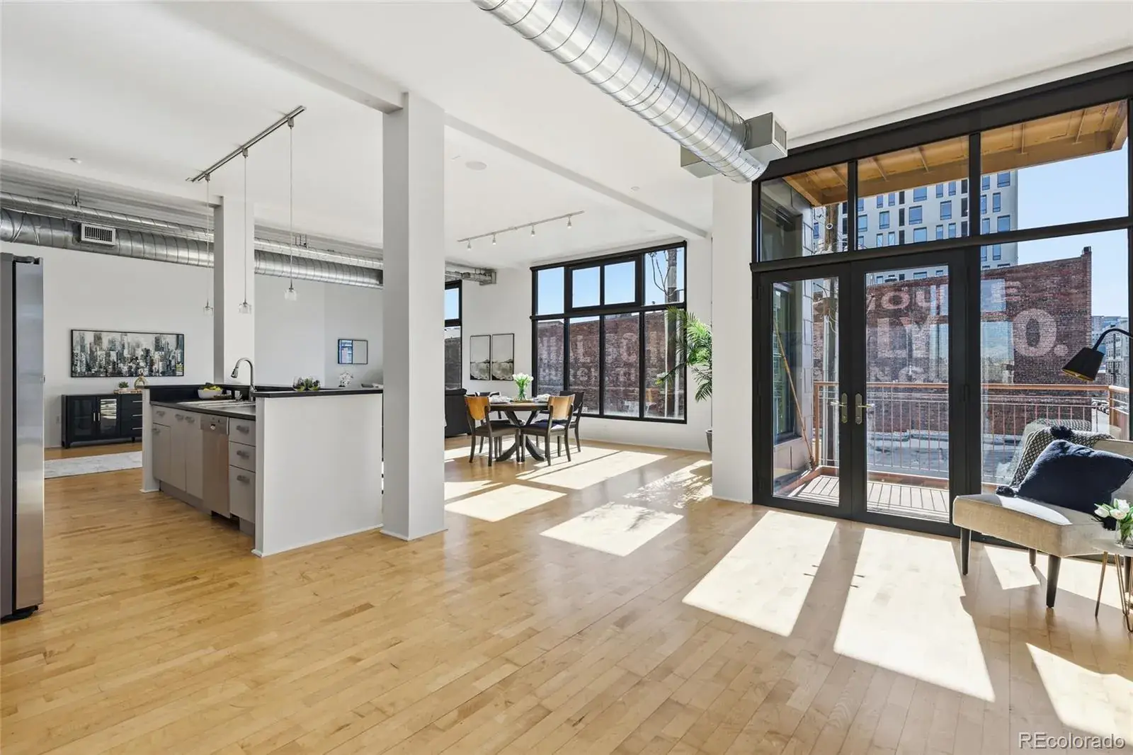 02102026003035 1600 24