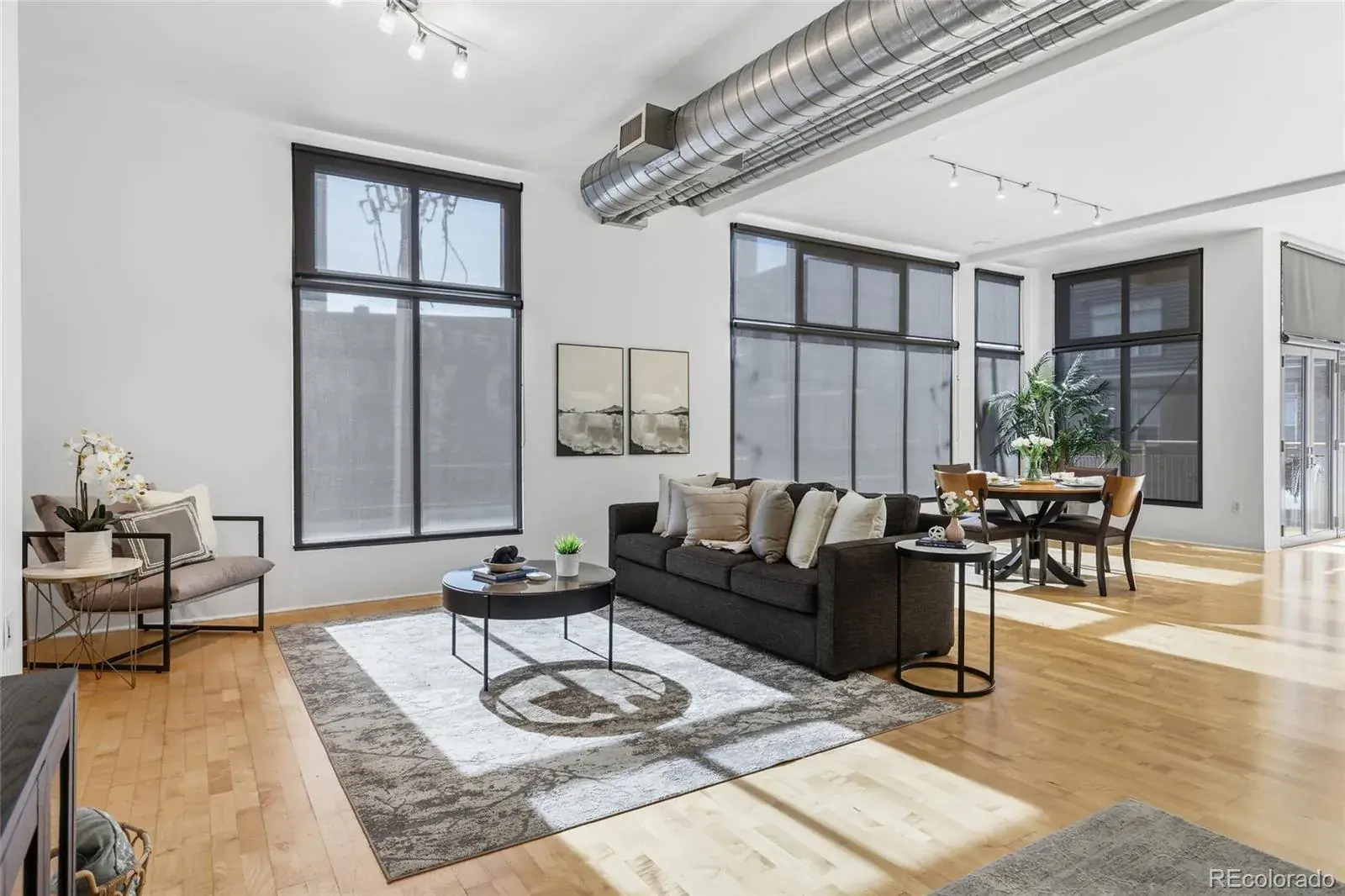 02102026003035 1600 33