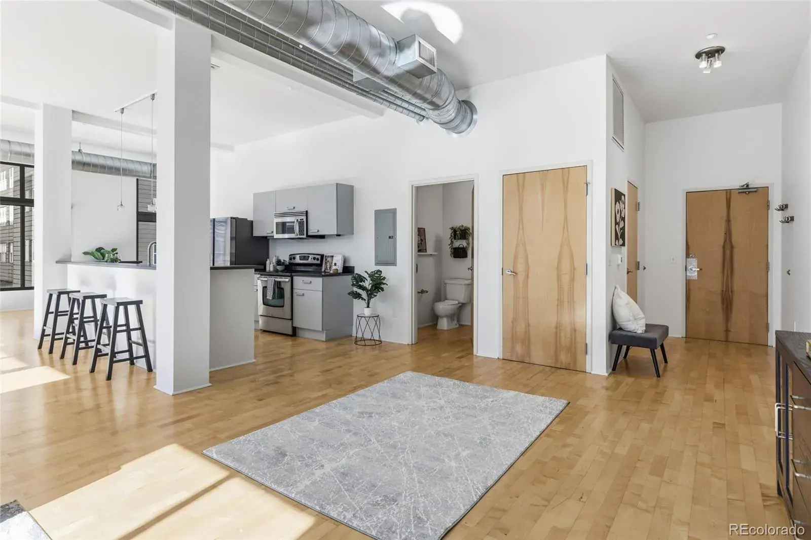 02102026003035 1600 4