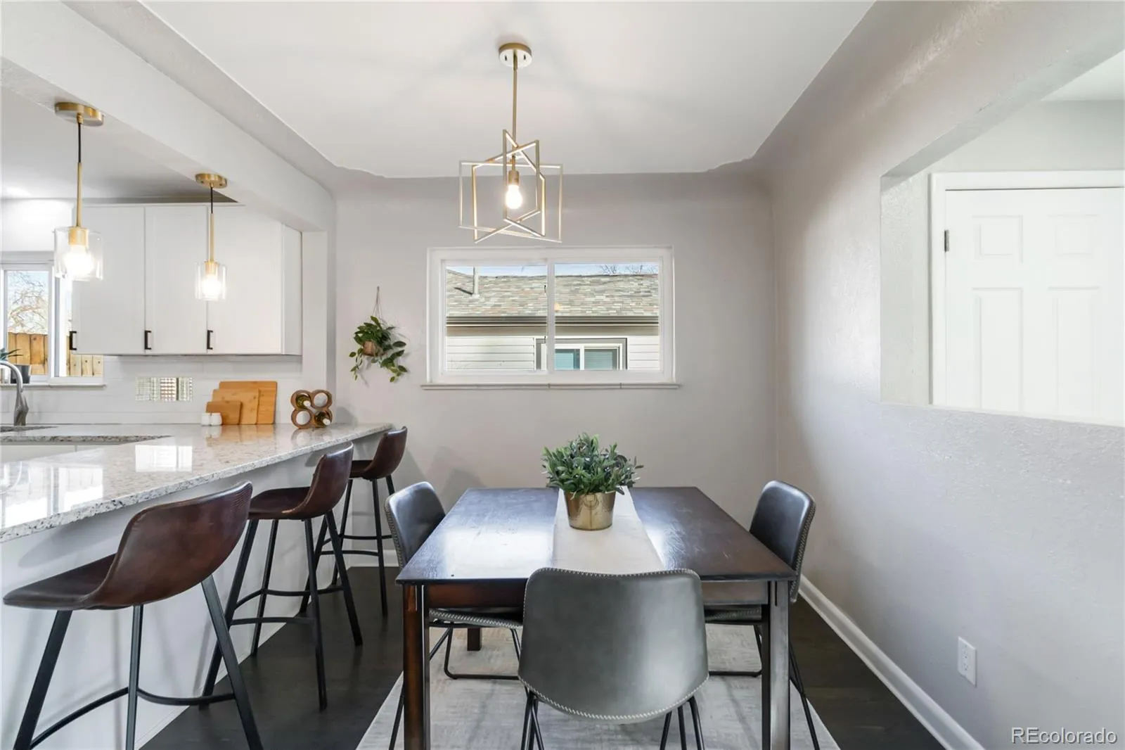 04122026203645 1600 10