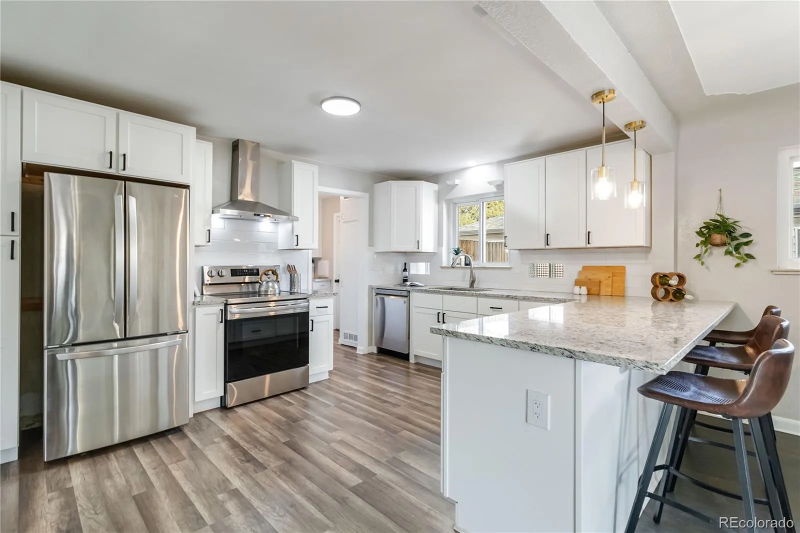 04122026203645 1600 11