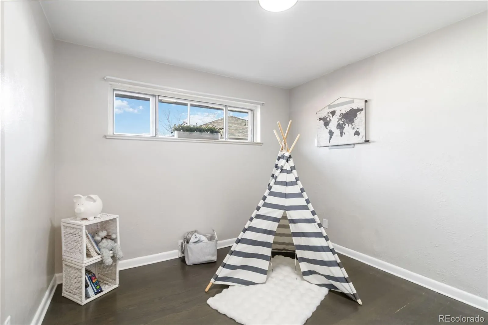 04122026203645 1600 22