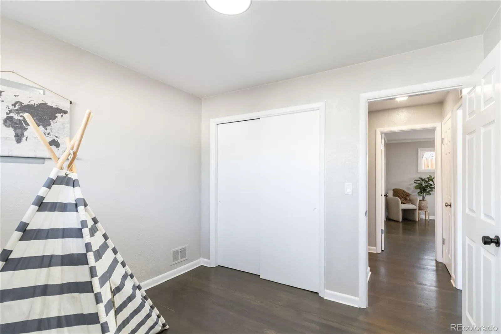 04122026203645 1600 23