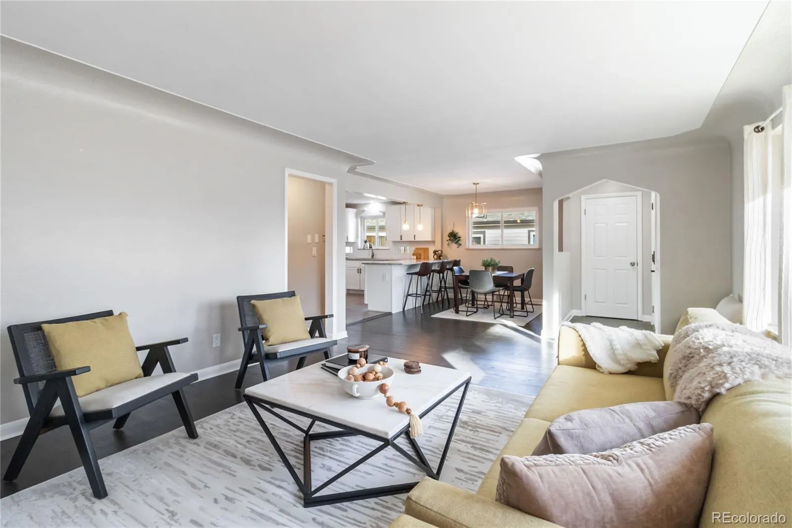 04122026203645 1600 6