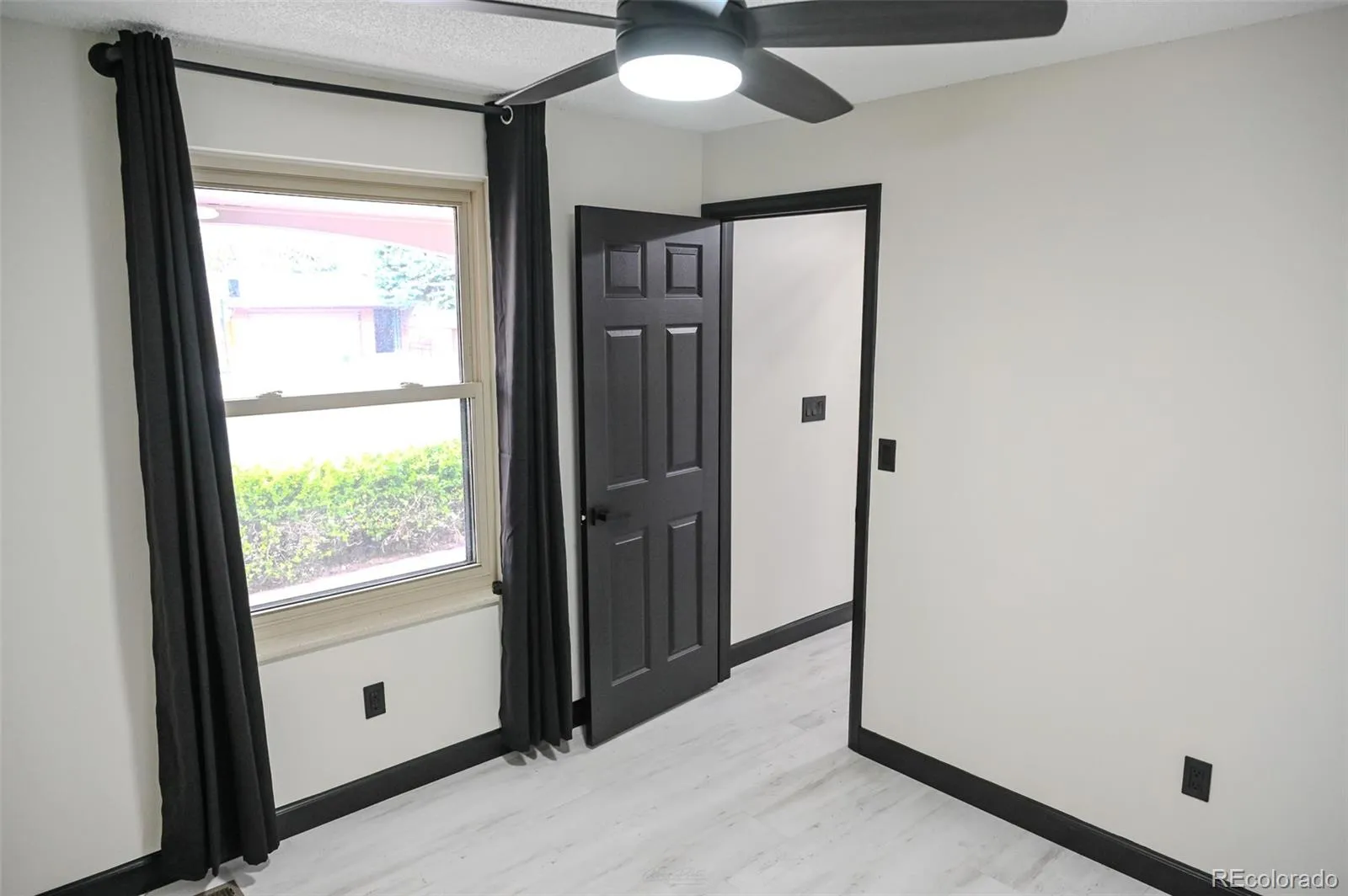 4690 W Stanford Avenue Denver CO 80236 MLS #REC9810793 05182026181740 1600 12