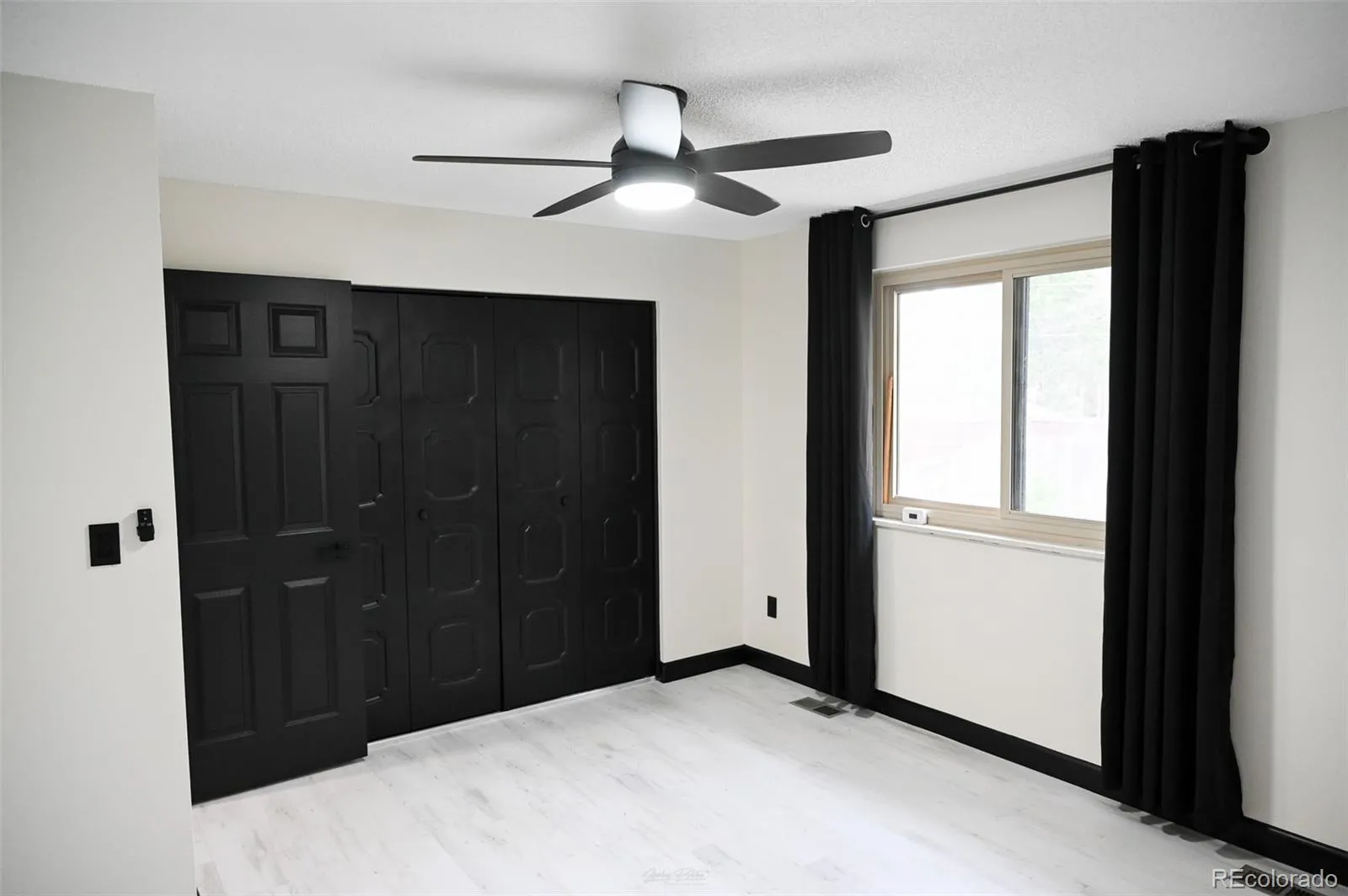 4690 W Stanford Avenue Denver CO 80236 MLS #REC9810793 05182026181740 1600 26