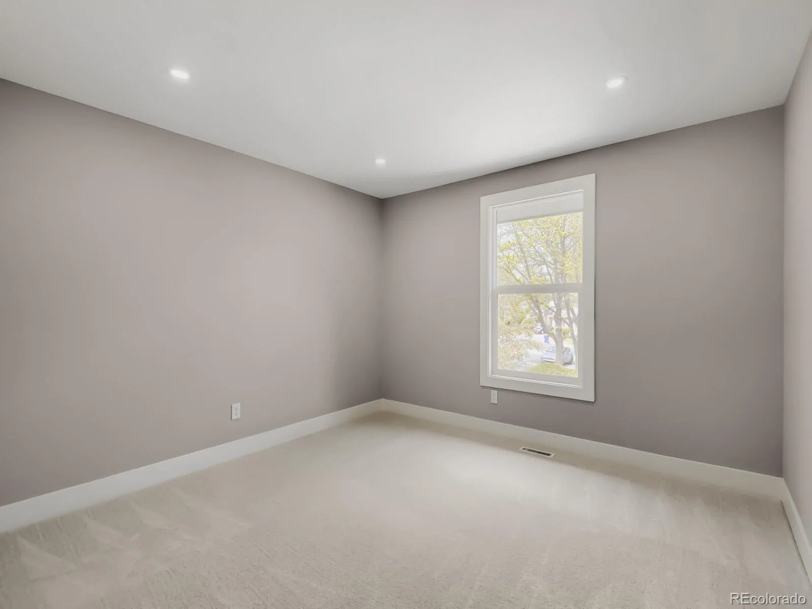 8212 S Tamarac Street Centennial CO 80112 MLS #REC9811022 06252026014720 1600 11