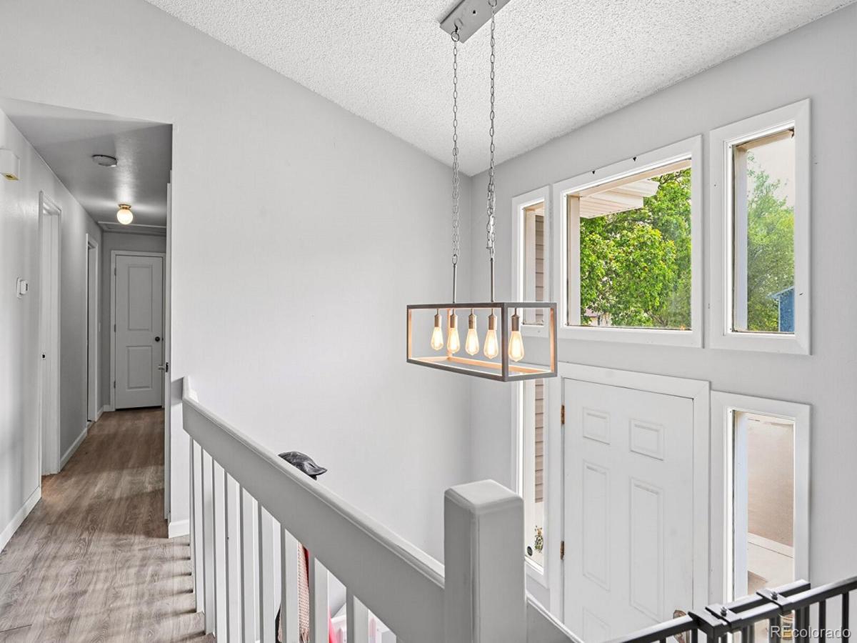 7649 W Frost Drive Littleton CO 80128 | MLS #REC9811235 MLS #REC9811235 image #0