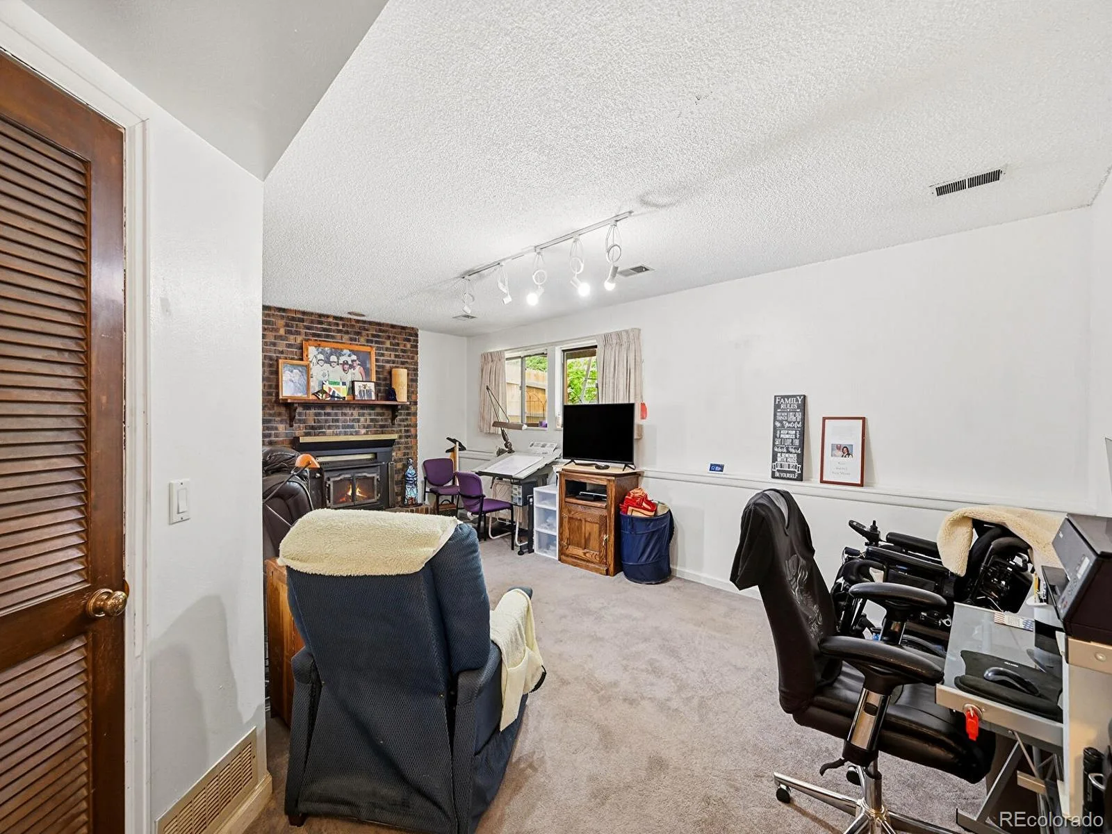 7649 W Frost Drive Littleton CO 80128 | MLS #REC9811235 08252026152923 1600 26