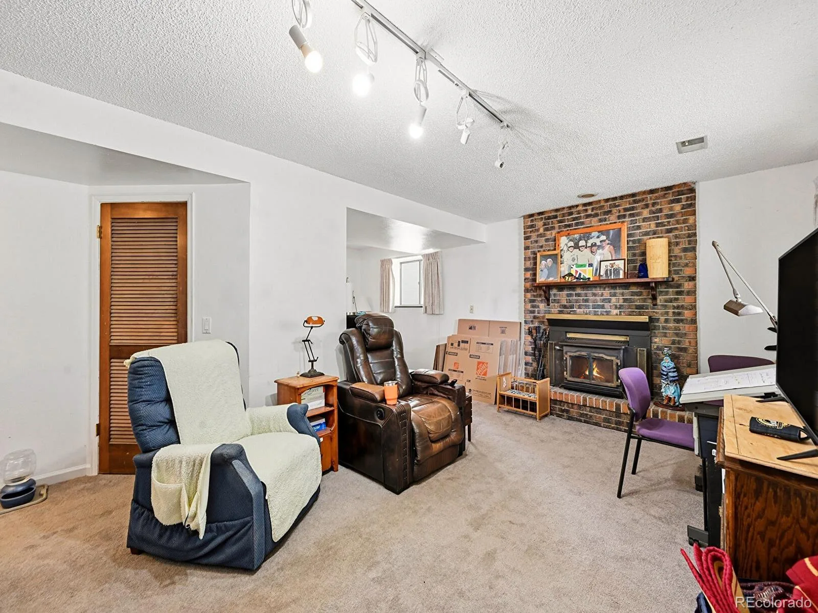 7649 W Frost Drive Littleton CO 80128 | MLS #REC9811235 08252026152923 1600 27