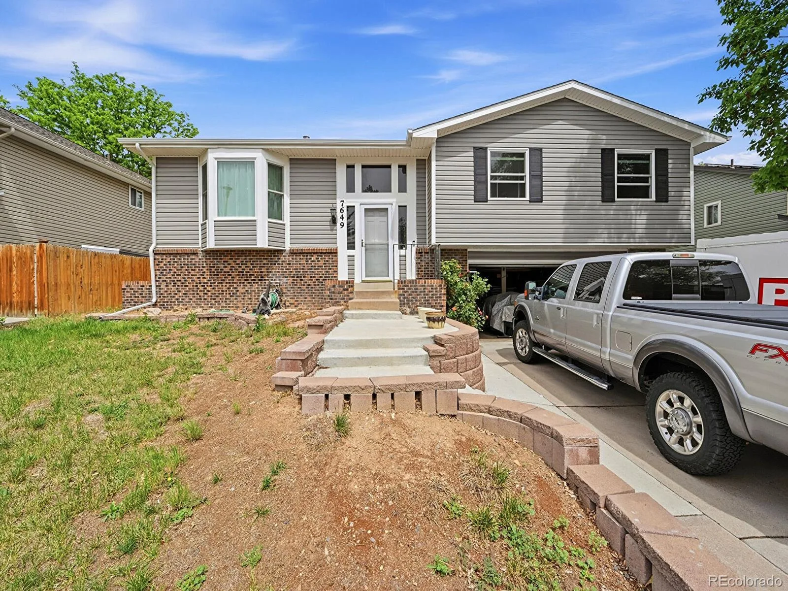 7649 W Frost Drive Littleton CO 80128 | MLS #REC9811235 08252026152923 1600 33