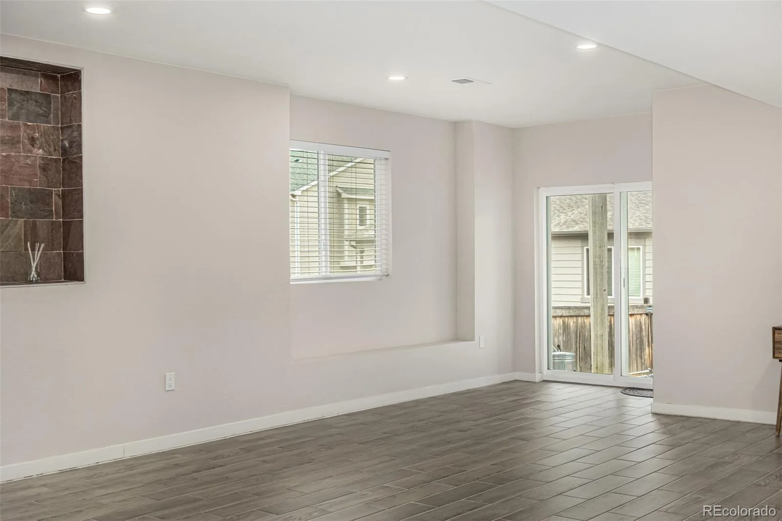 9227 Salida Street Commerce City CO 80022 | MLS #REC9812472 08182026195946 1600 32