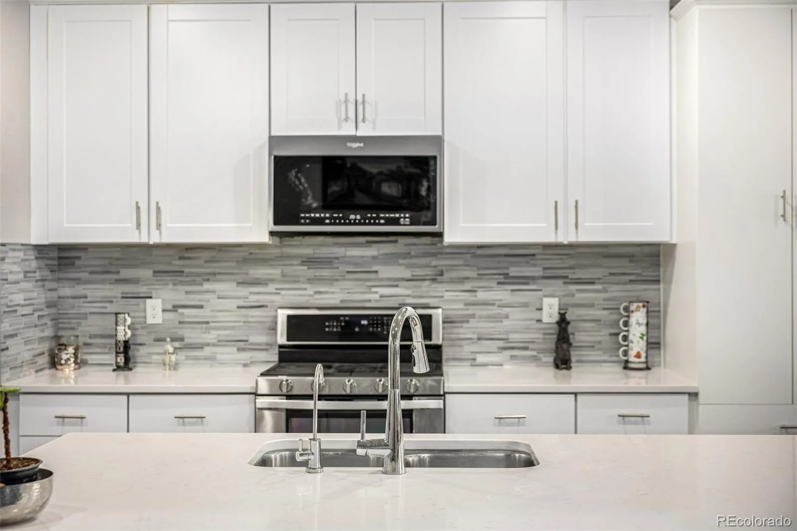 9227 Salida Street Commerce City CO 80022 | MLS #REC9812472 08182026195946 1600 7