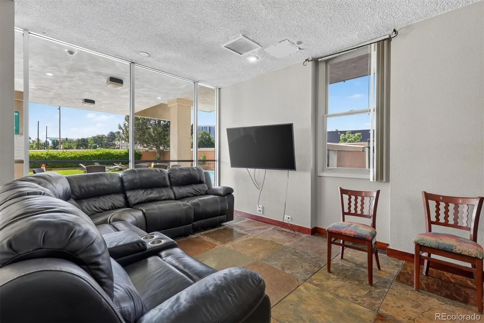 2225 Buchtel Boulevard #1101 Denver CO 80210 | MLS #REC9814708 06162026172907 1600 34