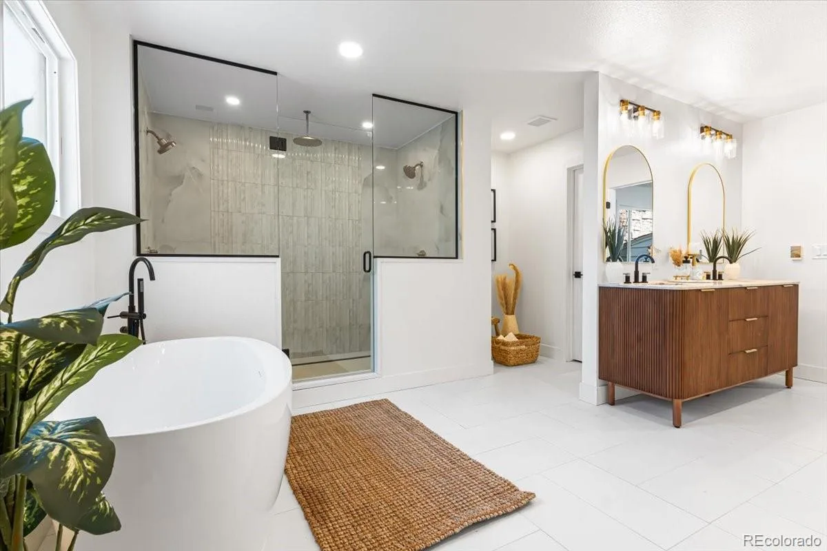 4675 S Yosemite Street #217 Denver CO 80237 | MLS #REC9816215 08172026200602 1200 19