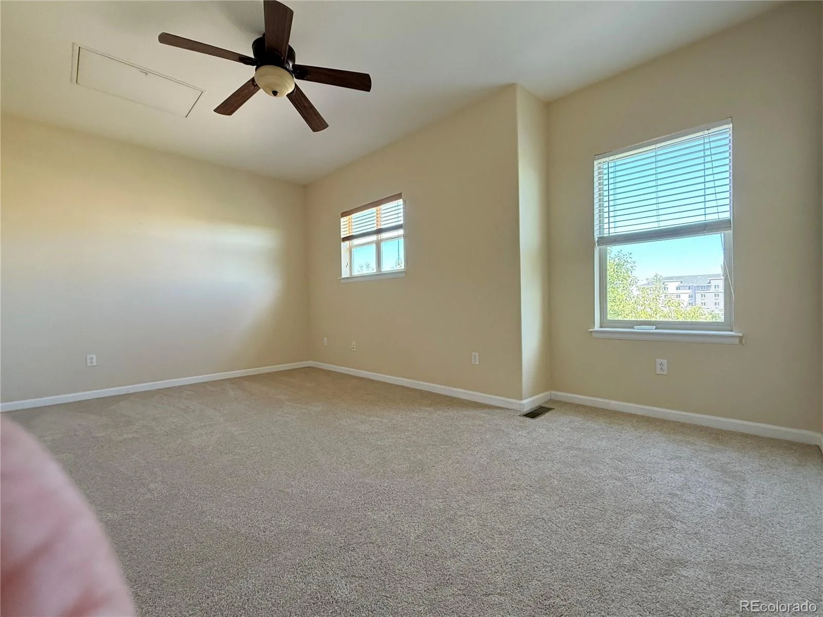 5800 Tower Road #907 Denver CO 80249 | MLS #REC9819702 07102026225219 1600 19