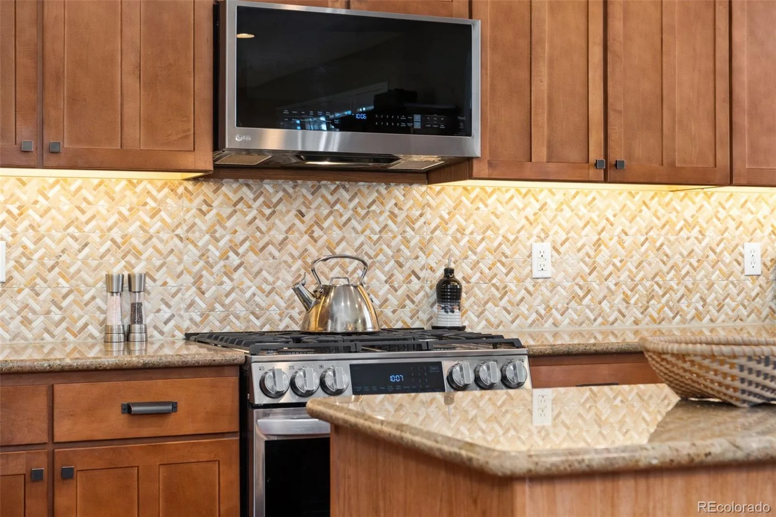 253 Beldock Court Brighton CO 80601 | MLS #REC9819891 08062026193319 1600 17