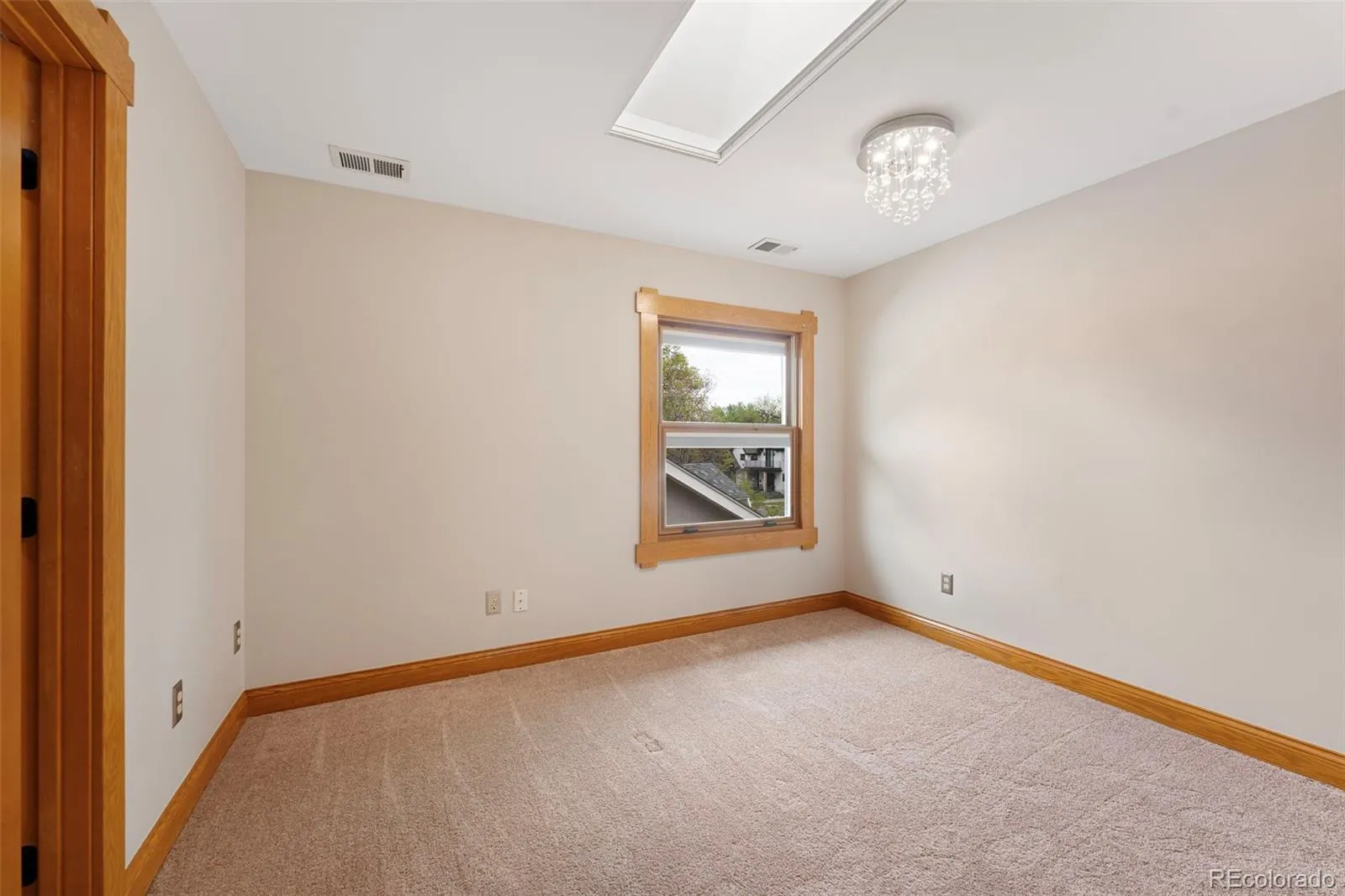 1121 S Williams Street Denver CO 80210 MLS #REC9820077 04302026015147 1600 21