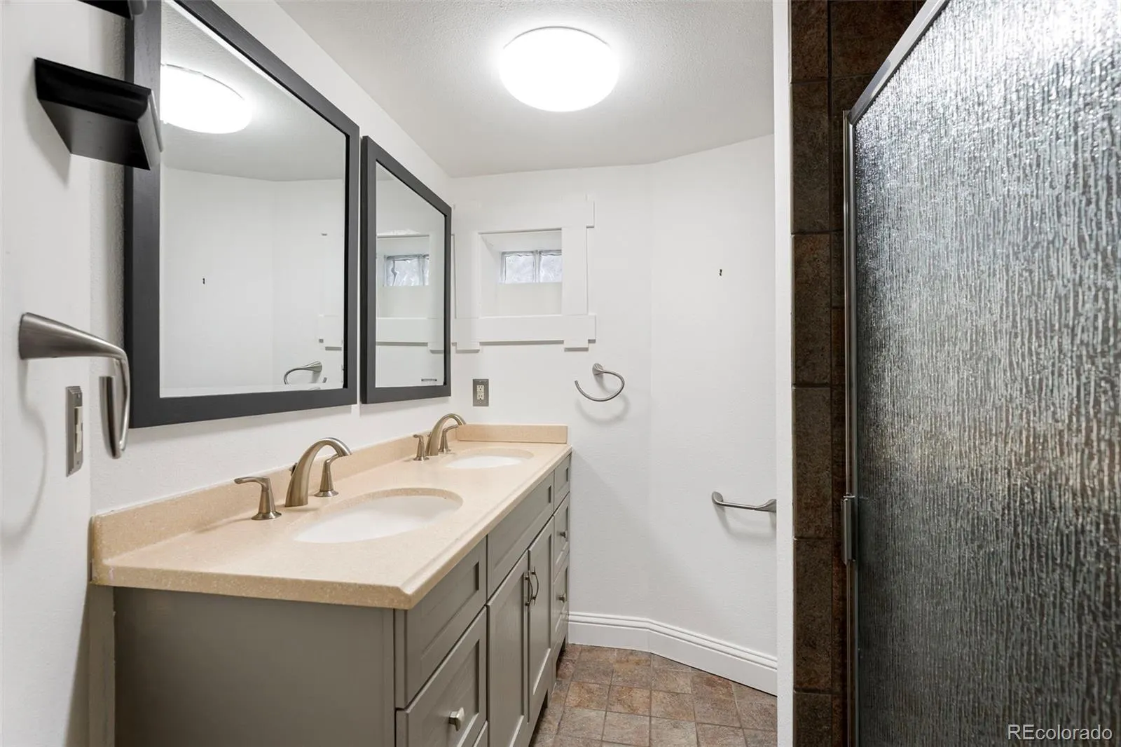 1121 S Williams Street Denver CO 80210 MLS #REC9820077 04302026015147 1600 27