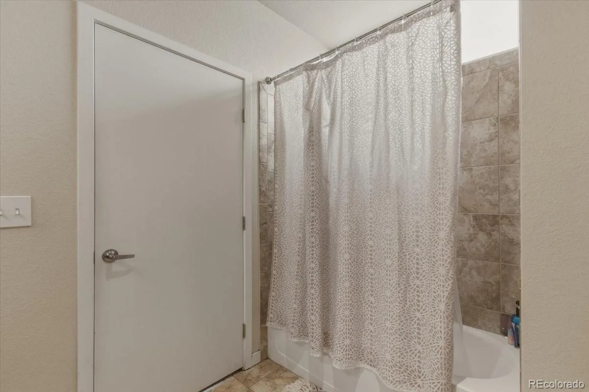 3101 Blake Street #208 Denver CO 80205 MLS #REC9820108 06012026230740 1200 16