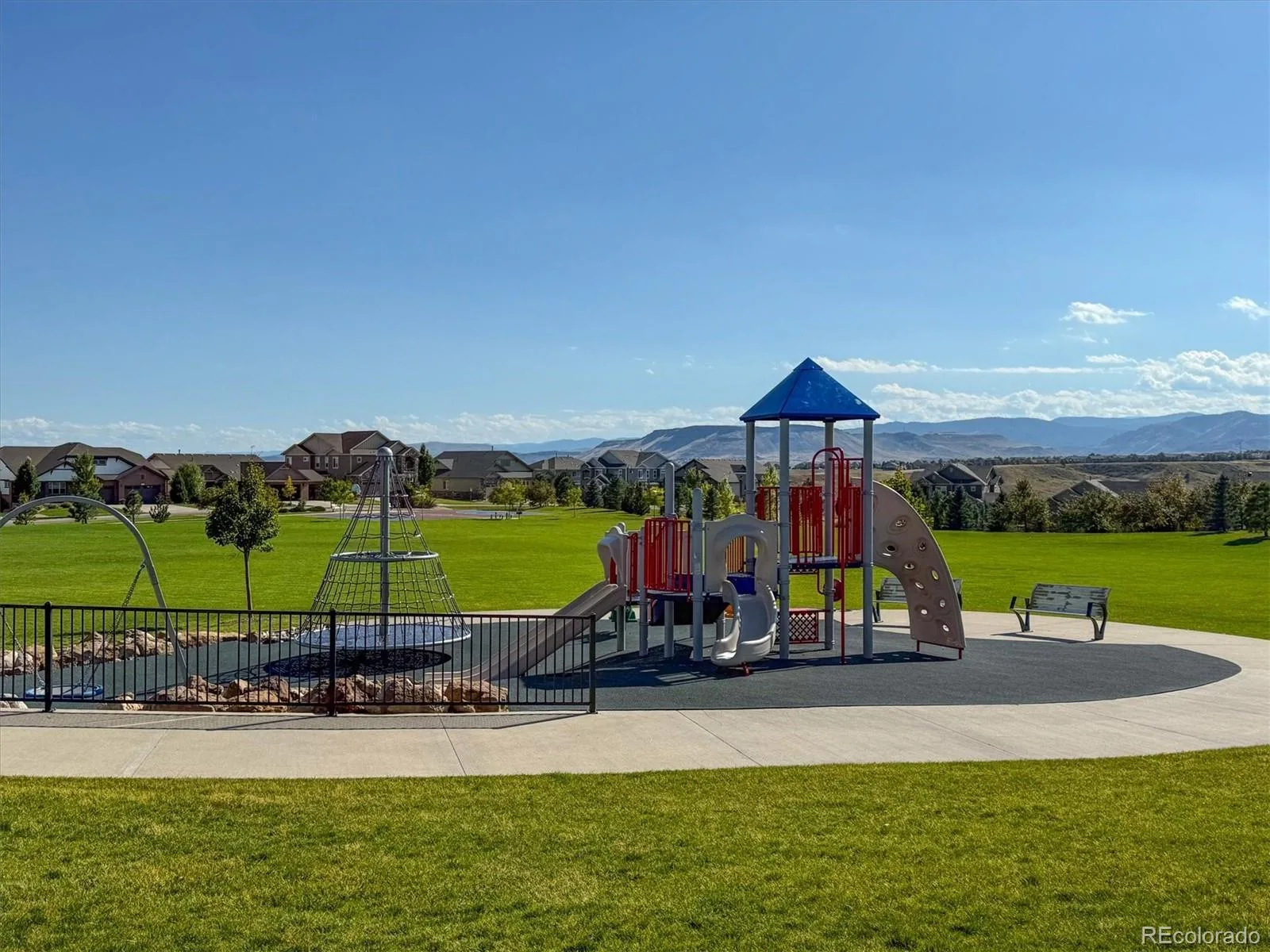 8787 Gore Street Arvada CO 80007 | MLS #REC9823001 09012026021341 1600 40