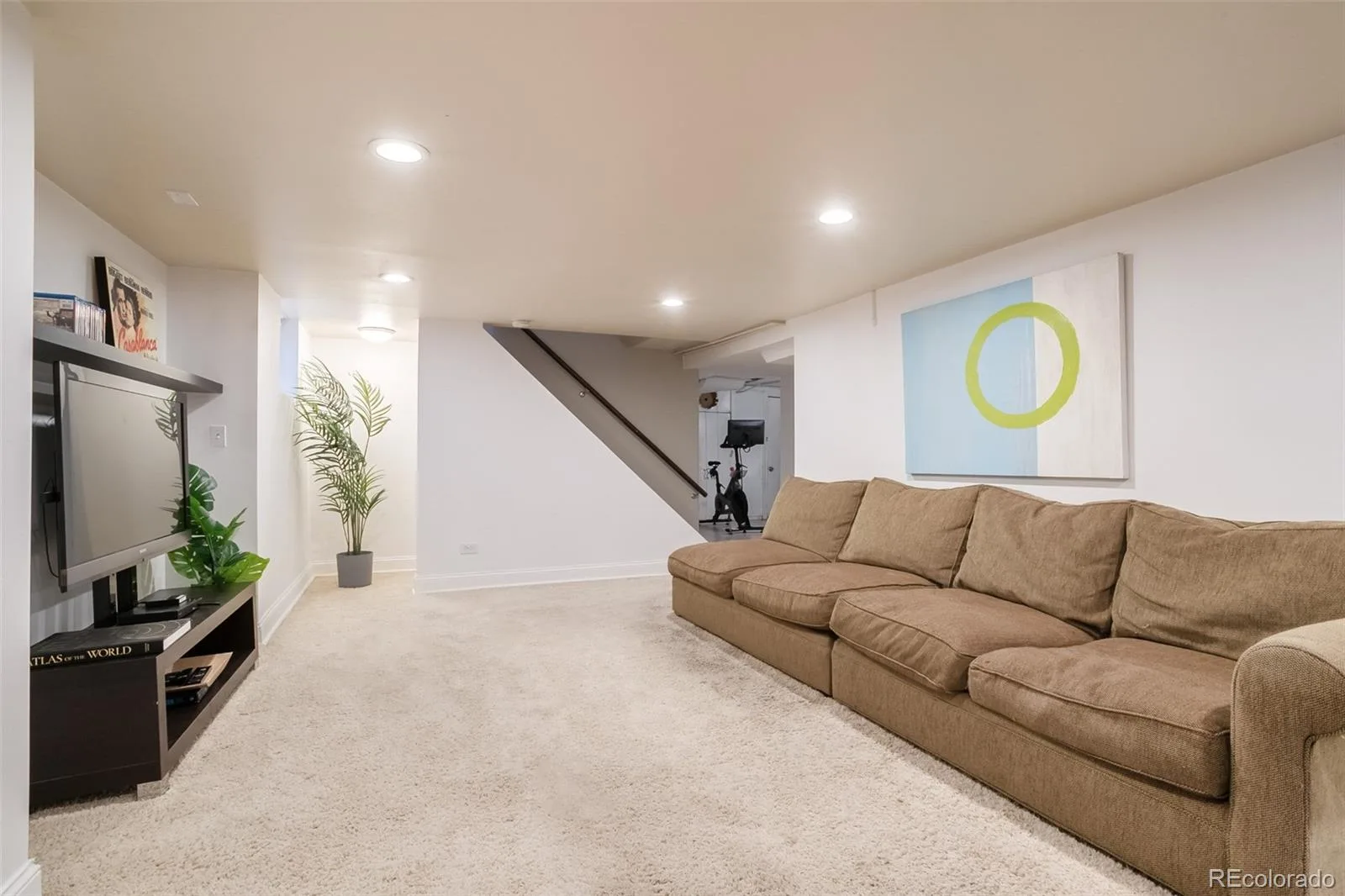 2621 N Elm Street Denver CO 80207 MLS #REC9823329 07232026180621 1600 31