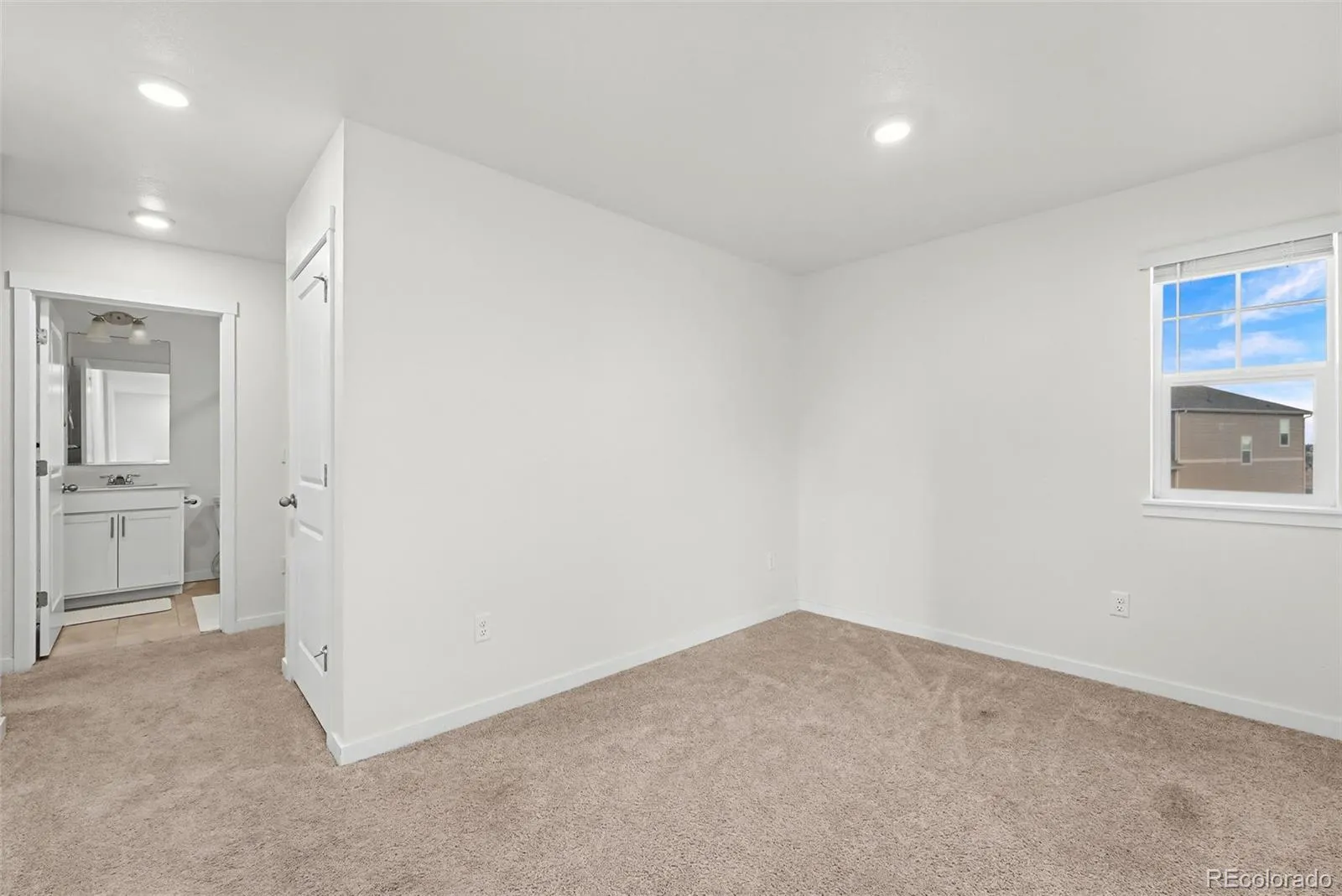 04012026161005 1600 14