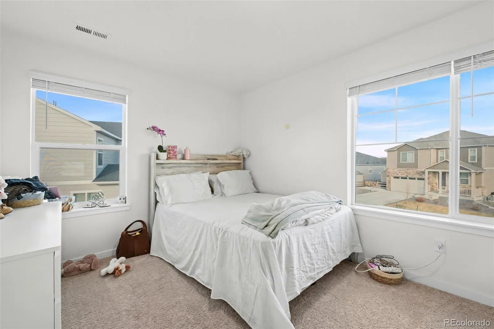 04012026161005 1600 20