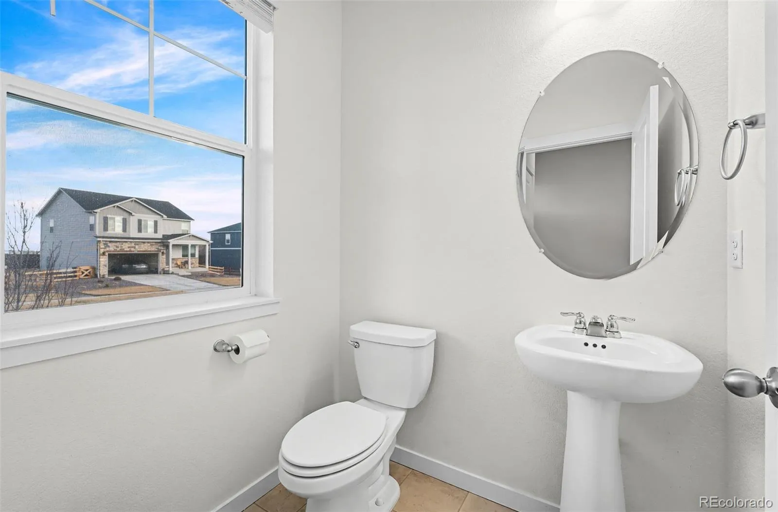 04012026161005 1600 4