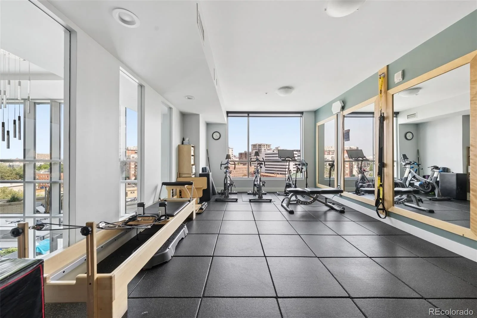 2001 Lincoln Street #2020 Denver CO 80202 | MLS #REC9826517 08132026205000 1600 21