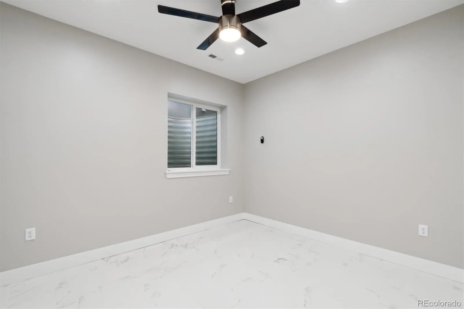 2319 S Galapago Street Denver CO 80223 MLS #REC9829139 06012026230745 1600 37