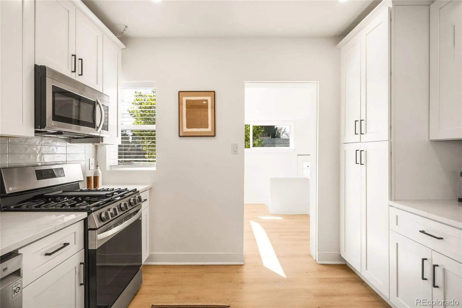 04092026215043 1600 12