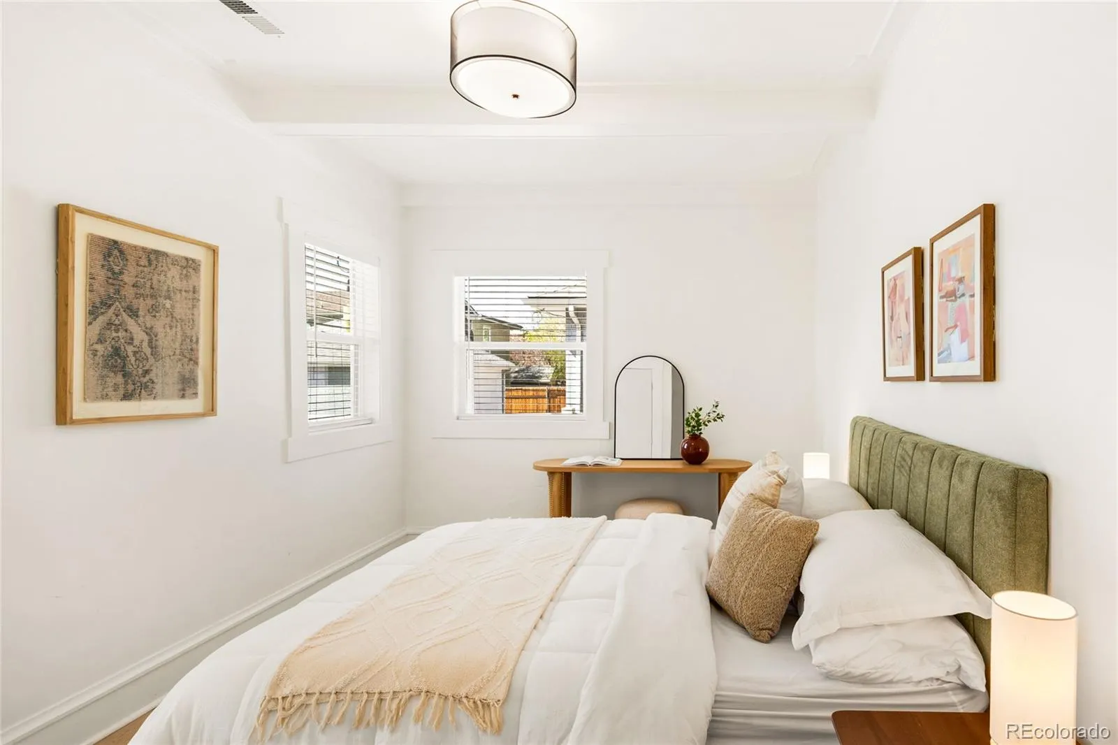 04092026215043 1600 13