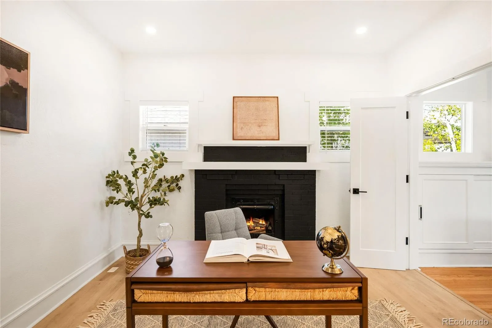 04092026215043 1600 19