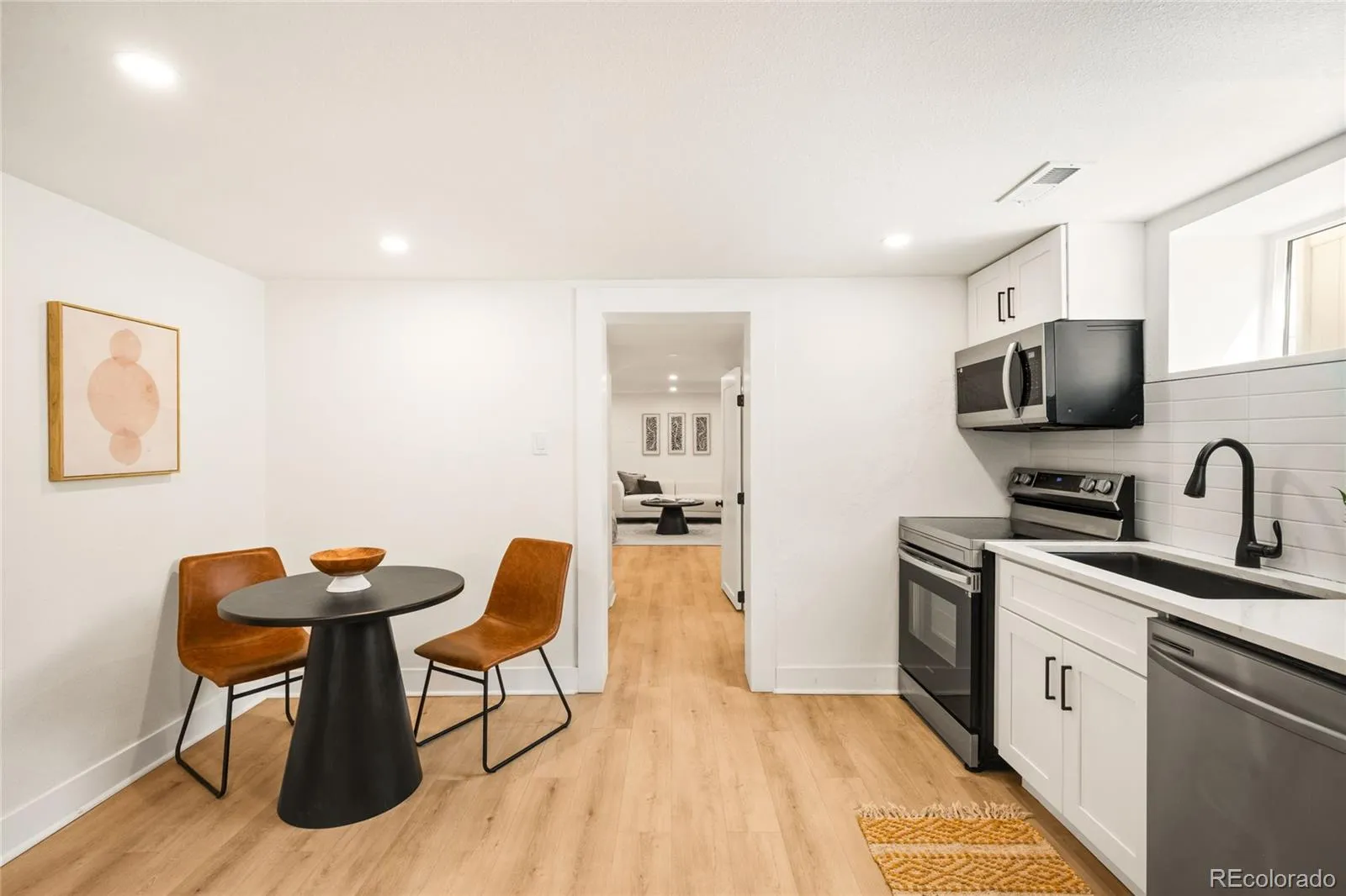 04092026215043 1600 30