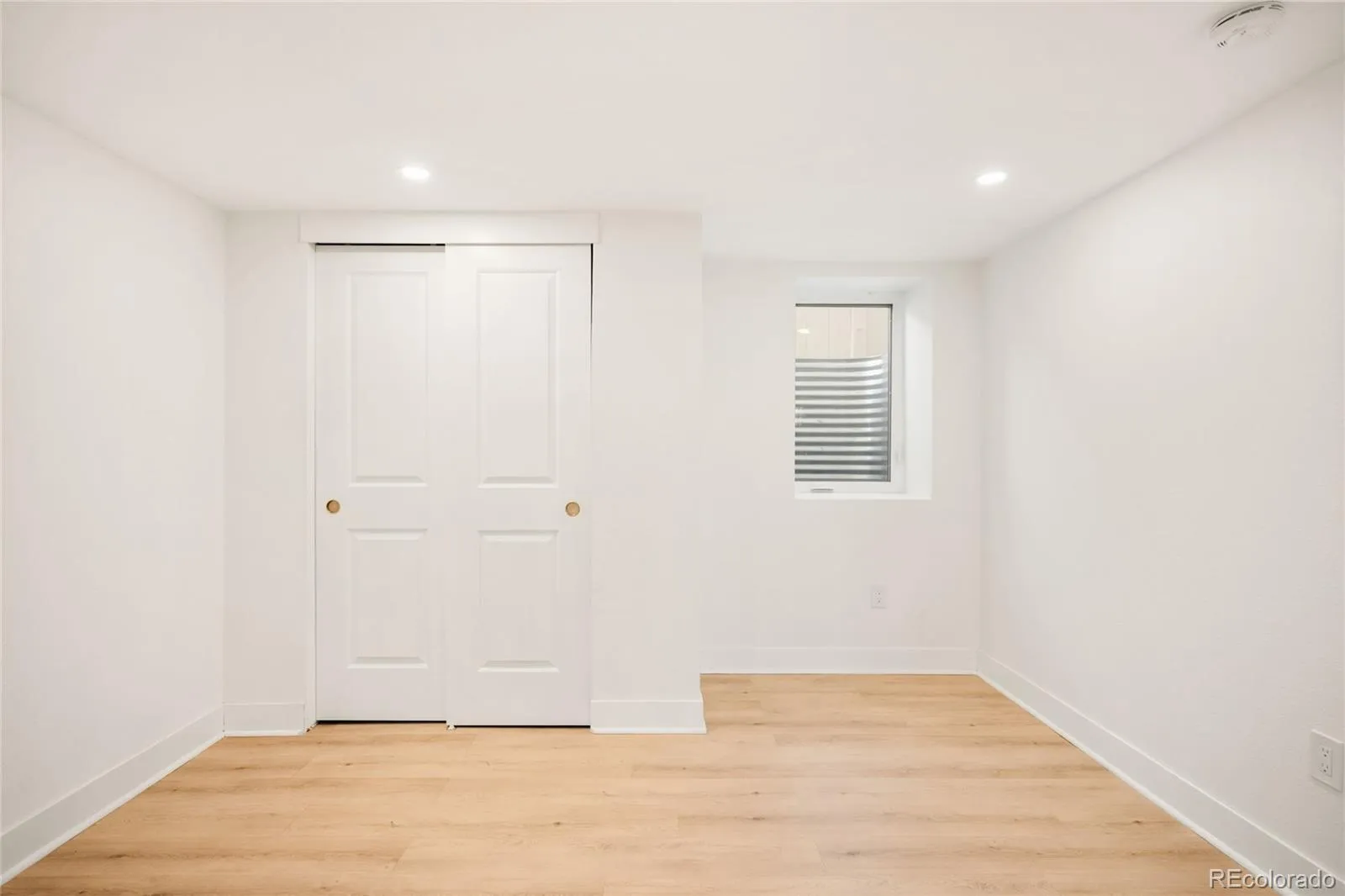 04092026215043 1600 32