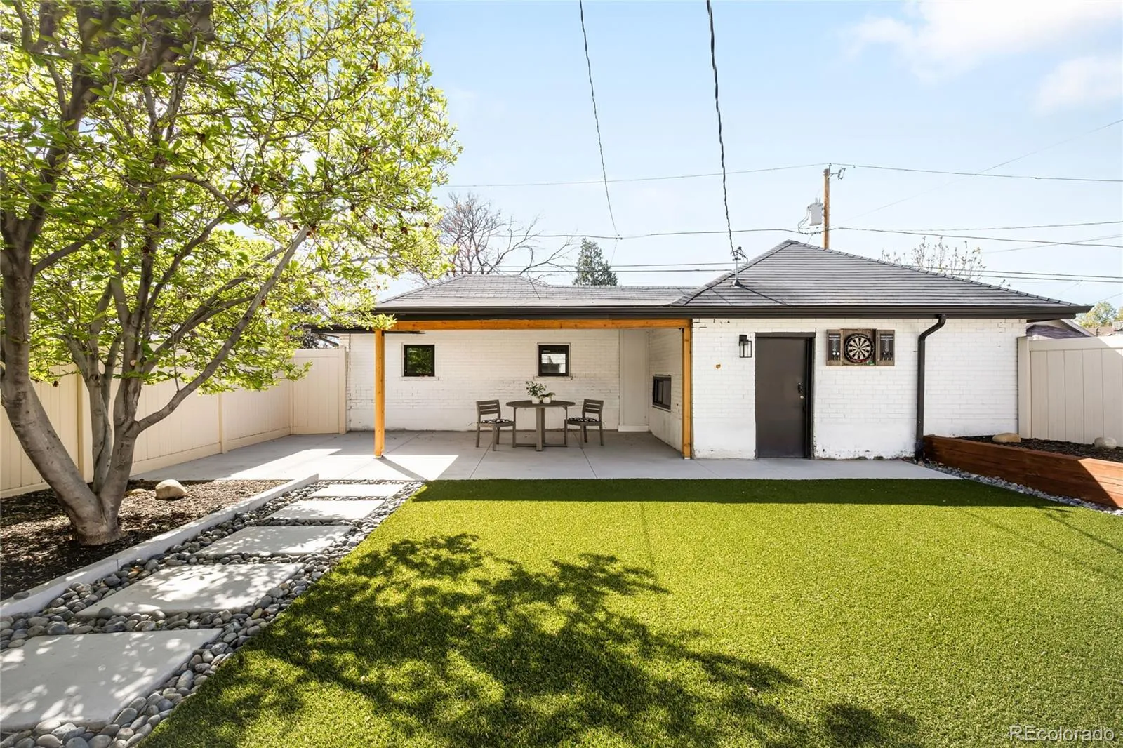 04092026215043 1600 35