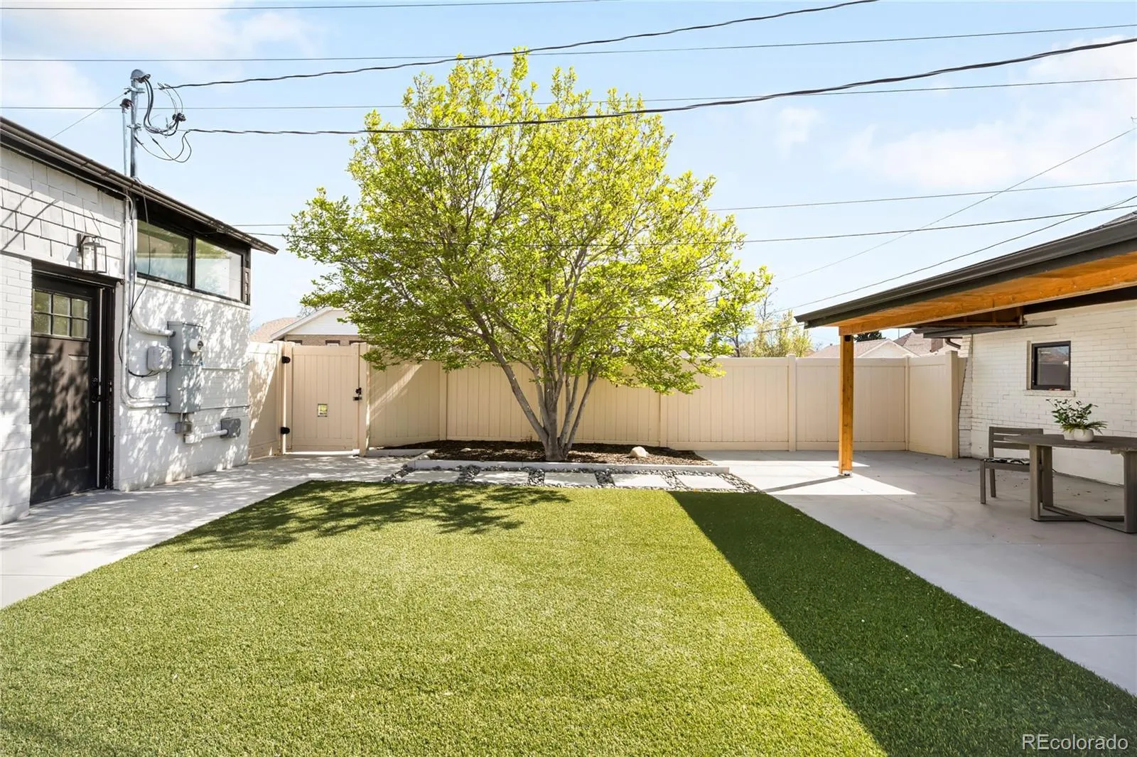 04092026215043 1600 36