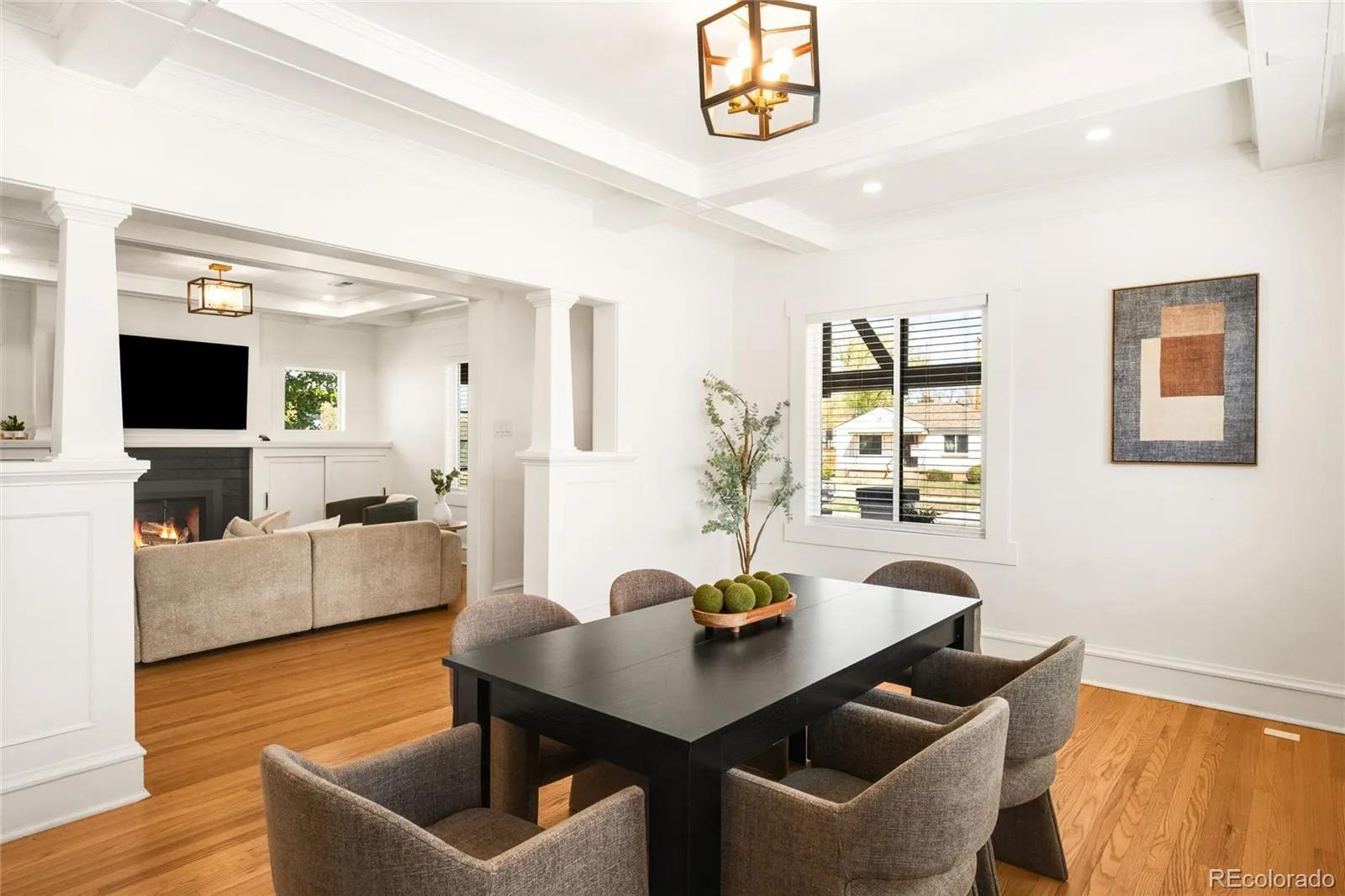 04092026215043 1600 8