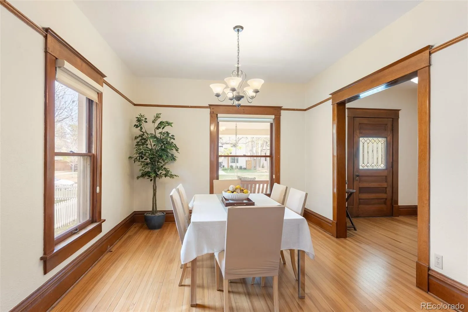 04112026215140 1600 7