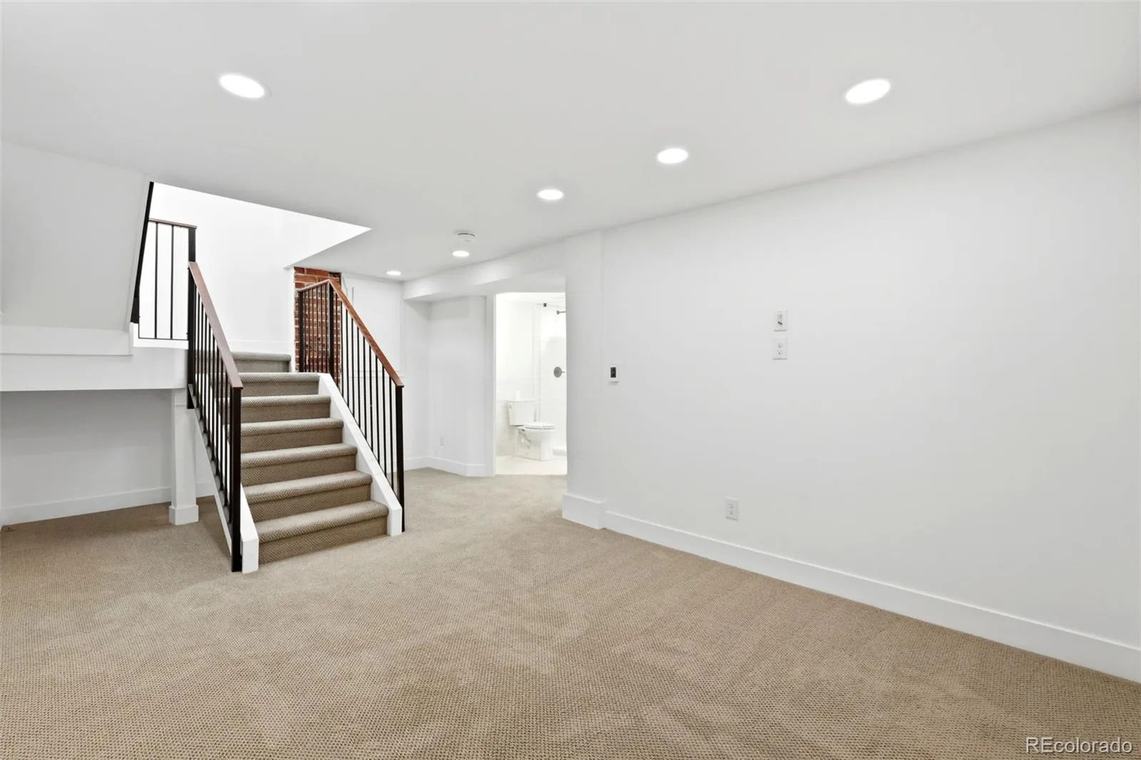 953 N Fillmore Street Denver CO 80206 | MLS #REC9830813 09222026114323 1600 32
