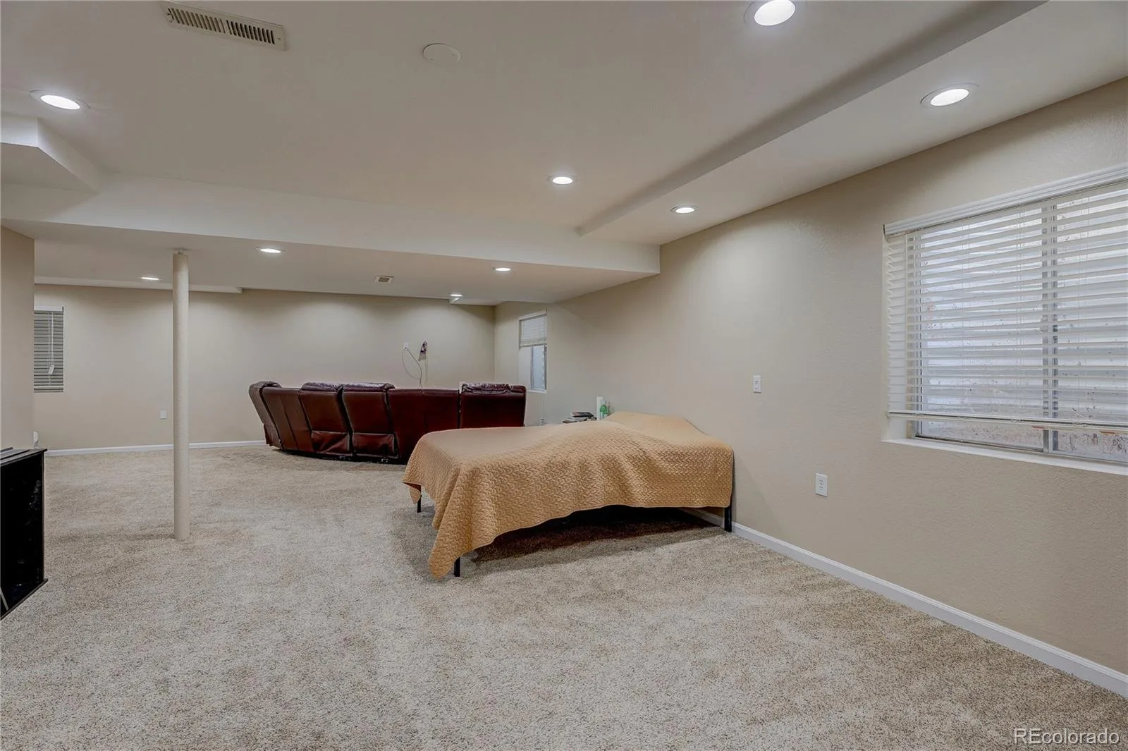 24671 E Kansas Circle Aurora CO 80018 | MLS #REC9831028 06232026202211 1600 26