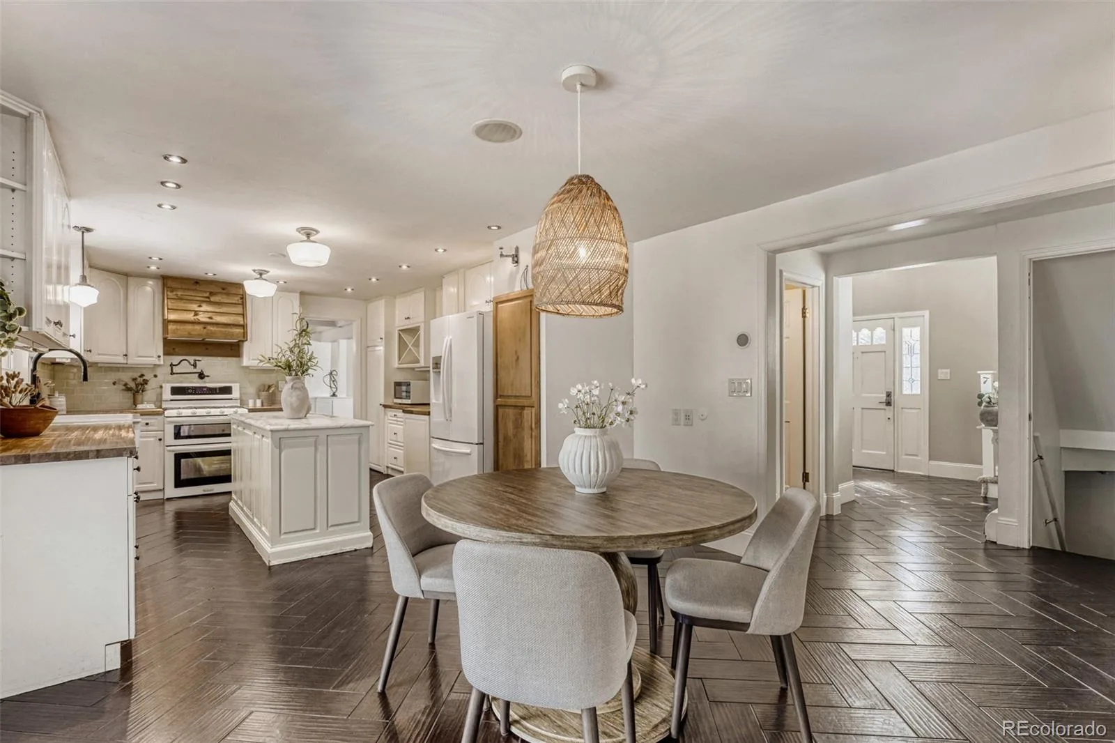 8709 E Kenyon Avenue Denver CO 80237 | MLS #REC9831335 08202026033546 1600 13