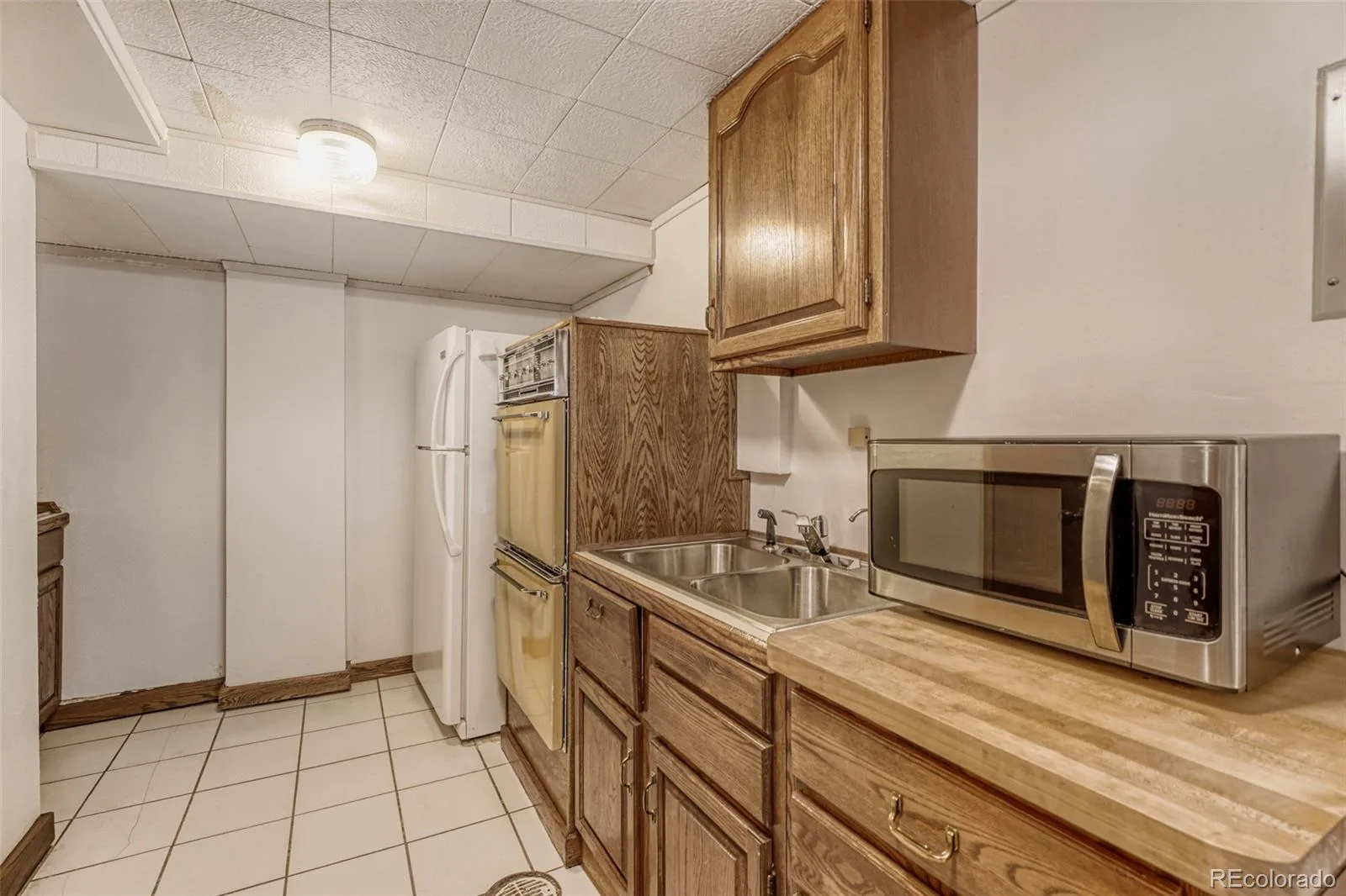 8709 E Kenyon Avenue Denver CO 80237 | MLS #REC9831335 08202026033546 1600 32
