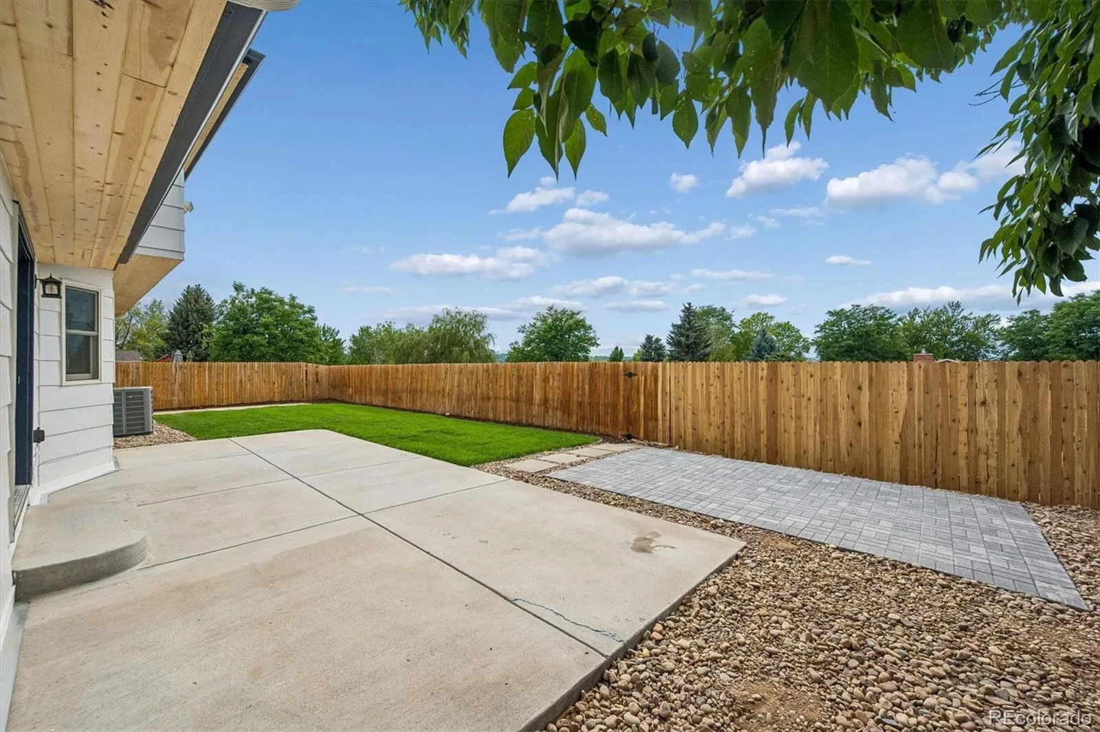 6449 S Locust Way Centennial CO 80111 | MLS #REC9831494 08132026175052 1600 39