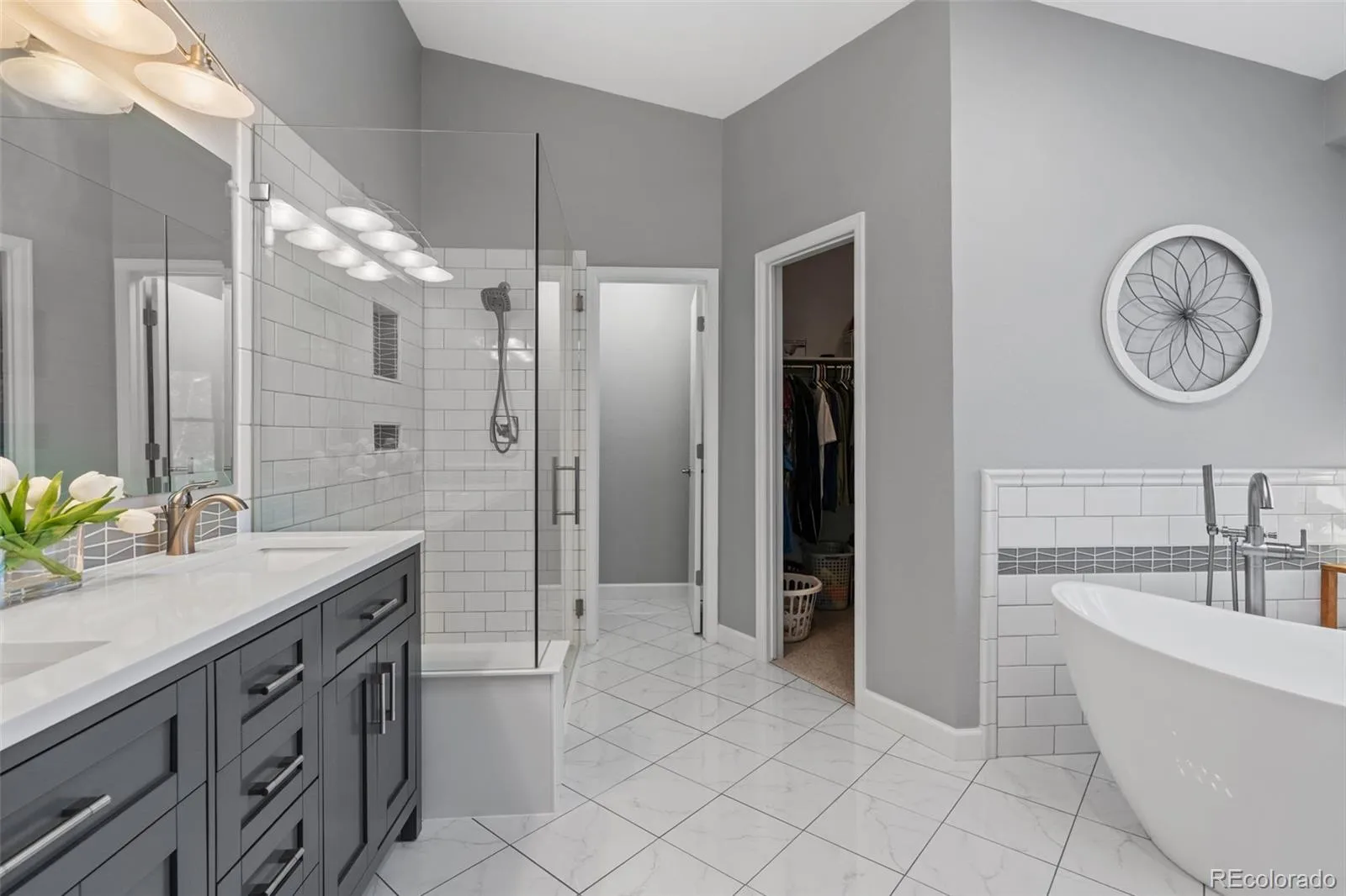5233 S Zeno Way Centennial CO 80015 MLS #REC9832377 05132026011237 1600 20