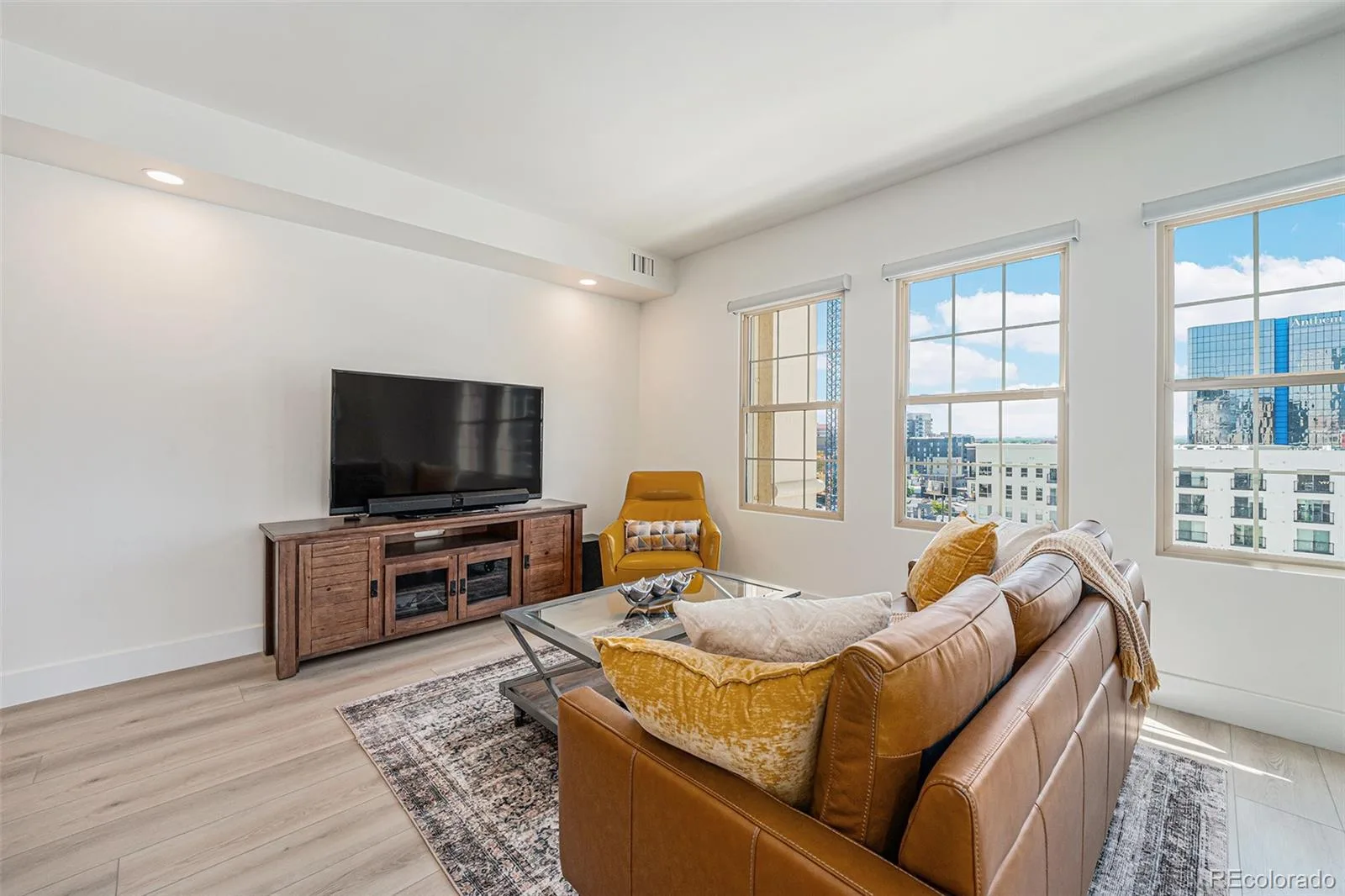 925 N Lincoln Street #6F Denver CO 80203 | MLS #REC9832657 08192026034636 1600 3