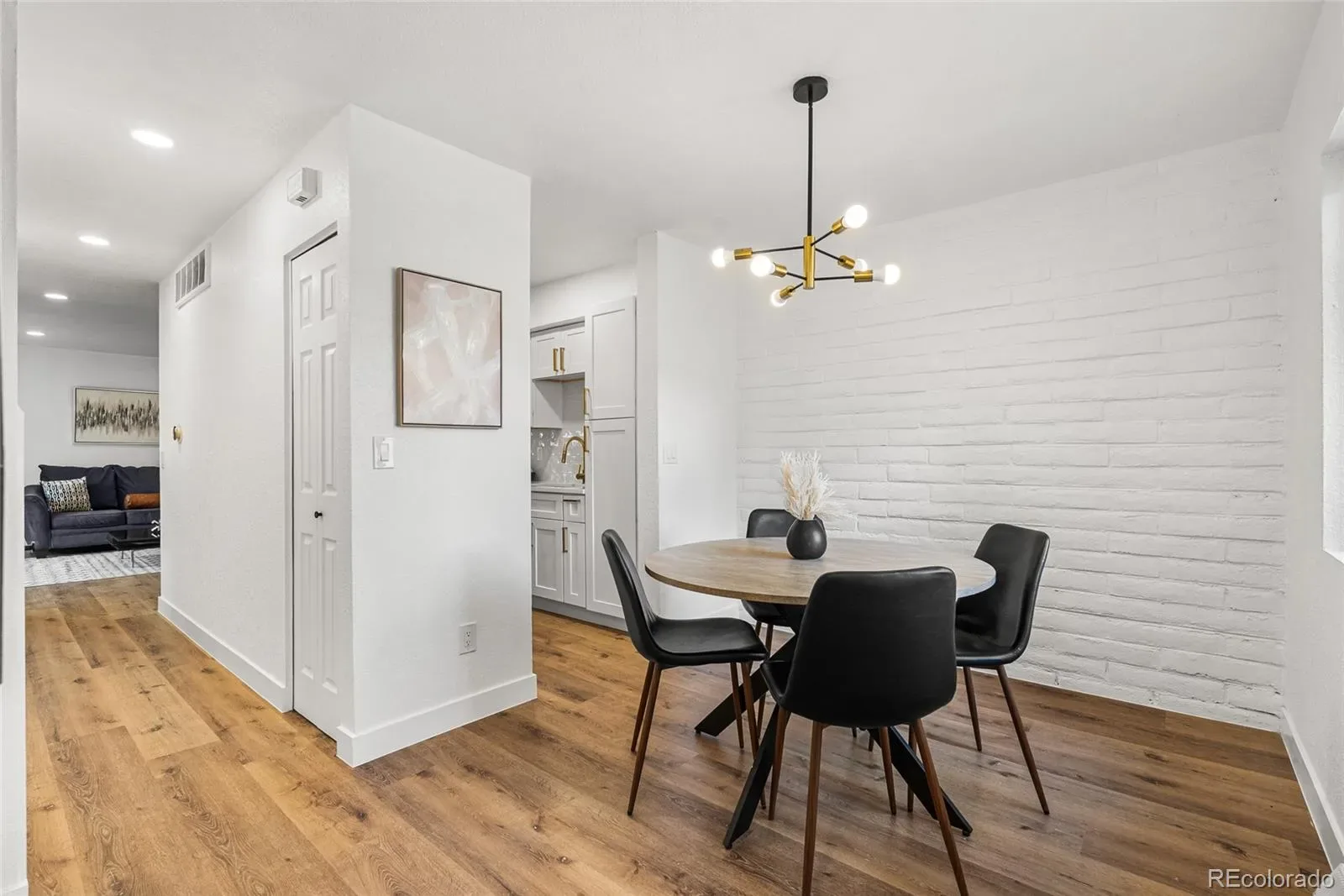 03202026042650 1600 0