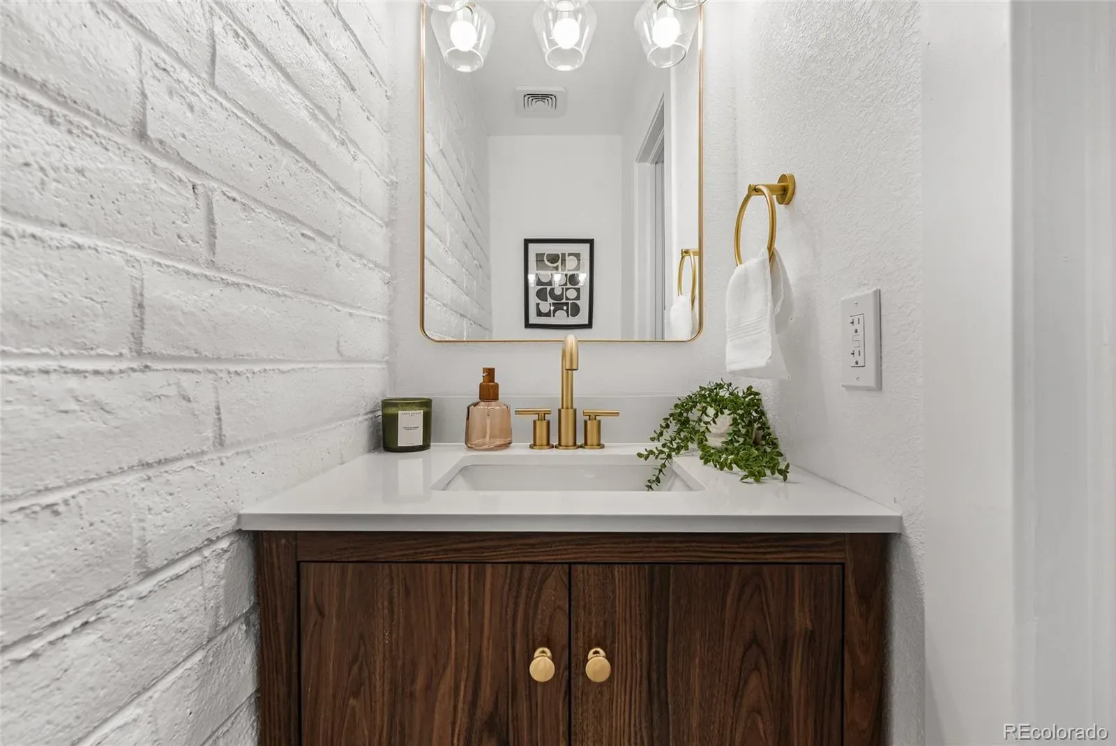 03202026042650 1600 9