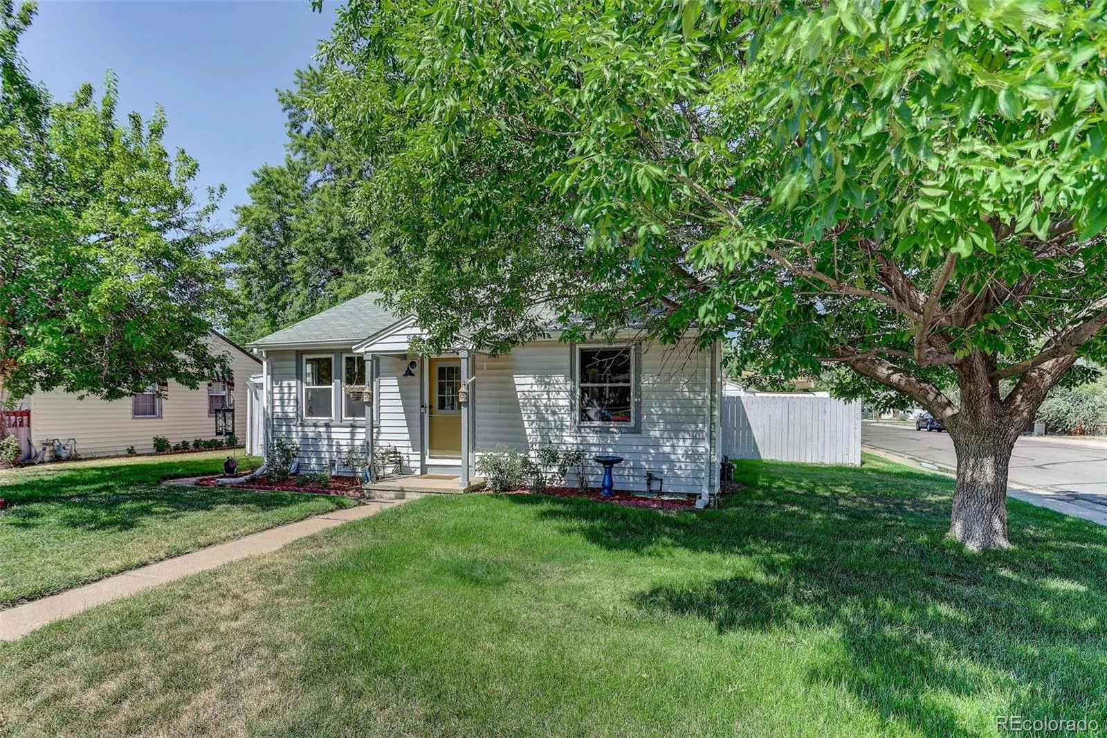 901 S Locust Street Denver CO 80224 | MLS #REC9834623 08182026162803 1600 1